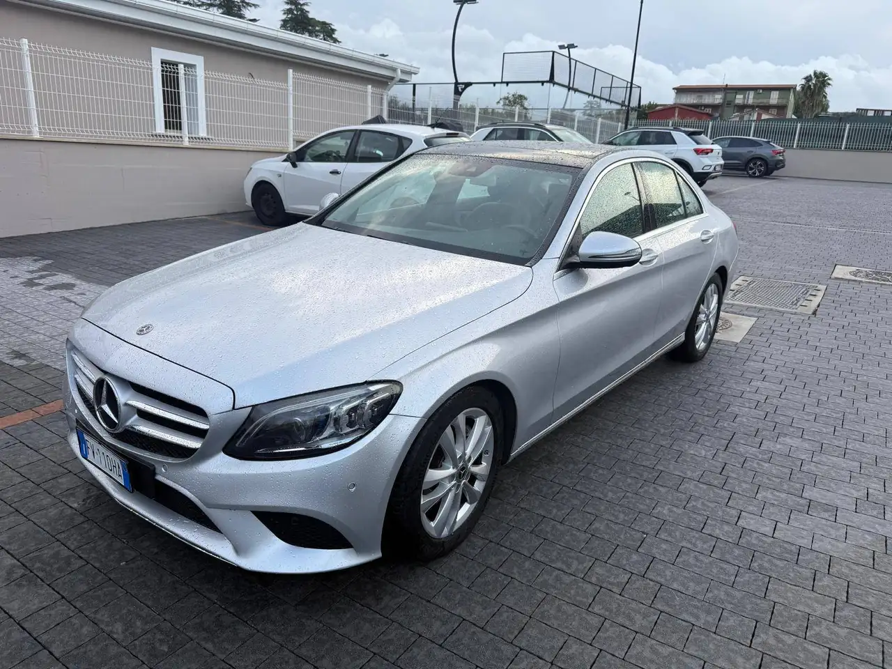 Mercedes-Benz C 220