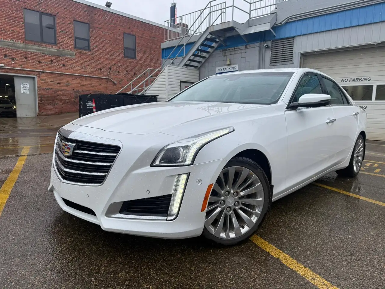Cadillac CTS photo Cadillac CTS