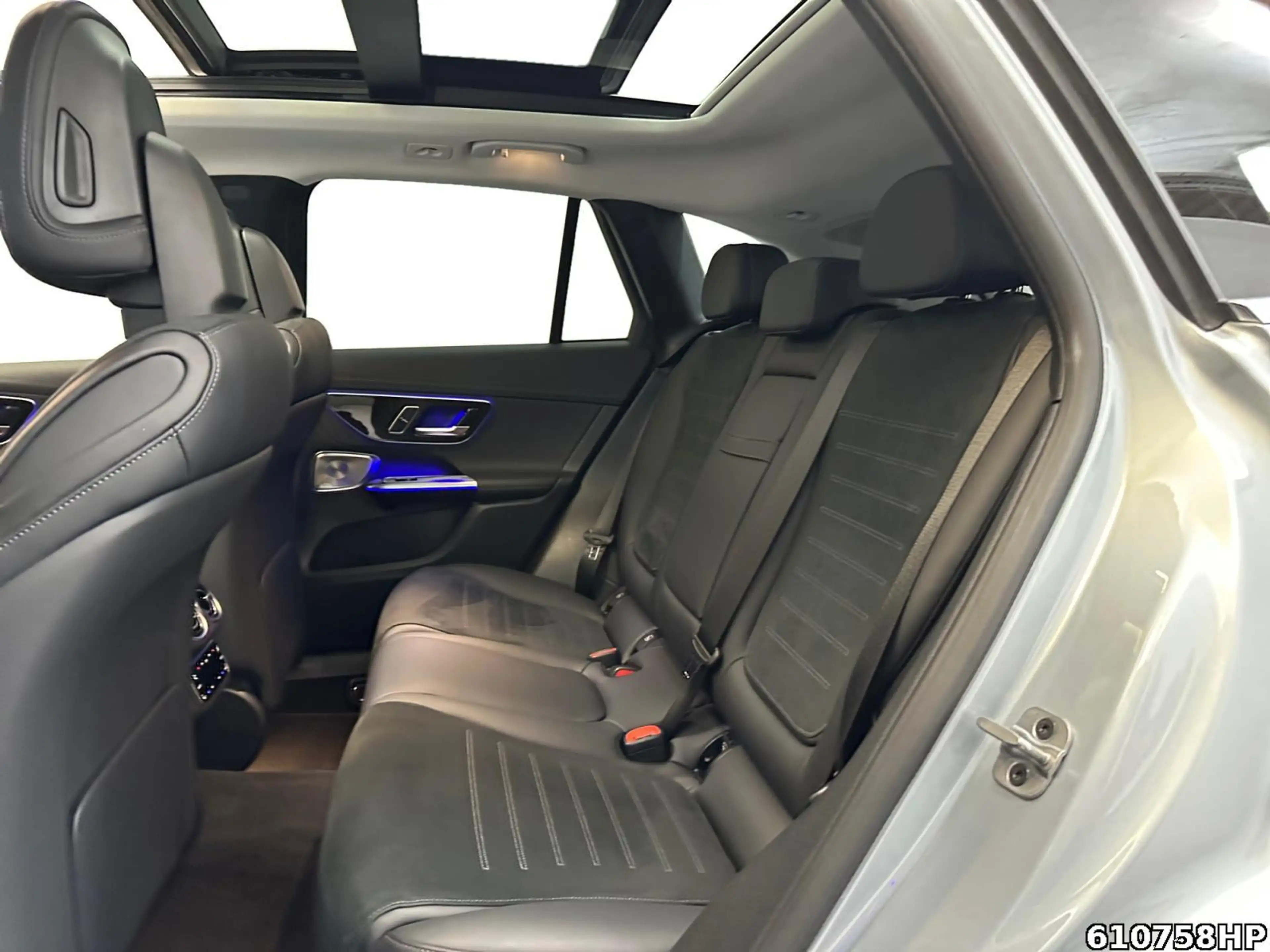 Mercedes-Benz GLC 300 e 4M AMG Pano AHK 360° Burmester Memory — photo 11