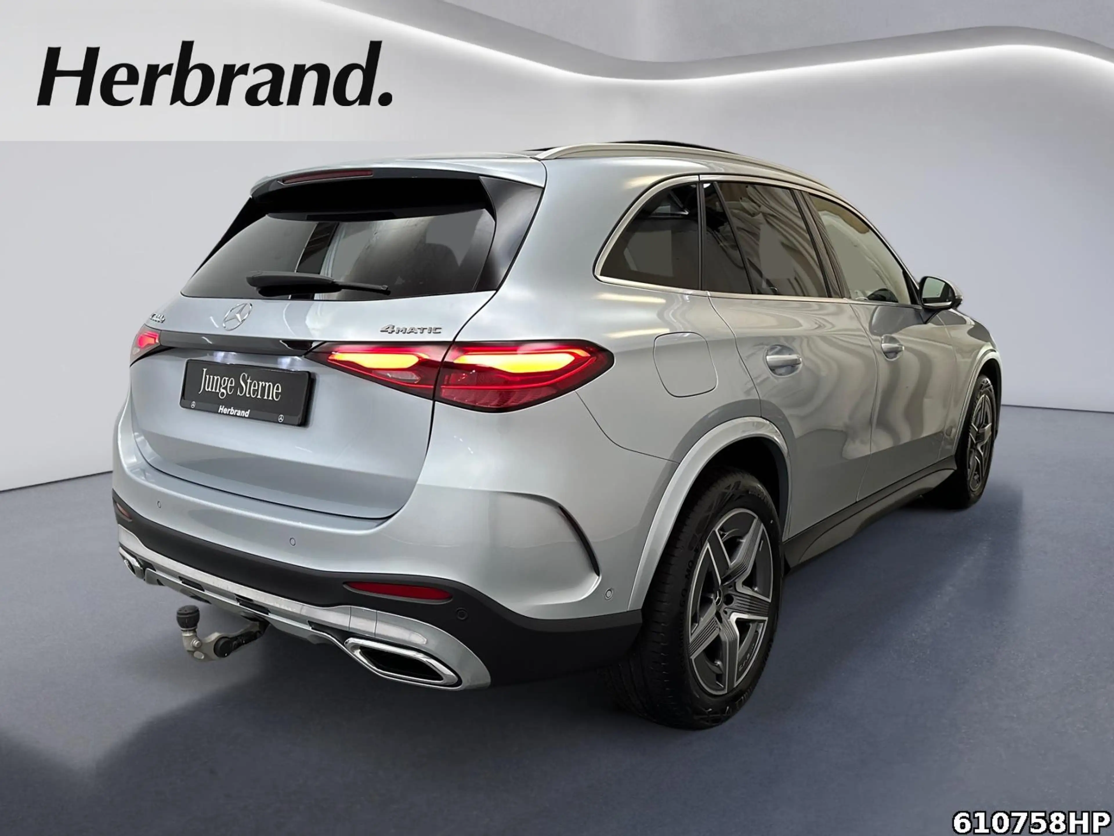 Mercedes-Benz GLC 300 e 4M AMG Pano AHK 360° Burmester Memory — photo 3