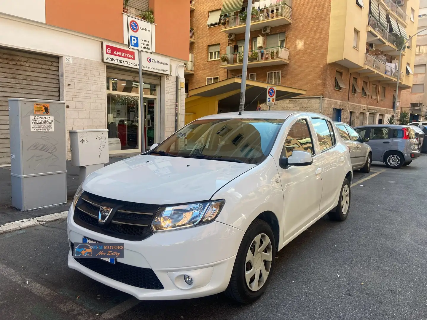 Dacia Sandero Sandero II 2013 1.5 dci Ambiance s Bianco - 1