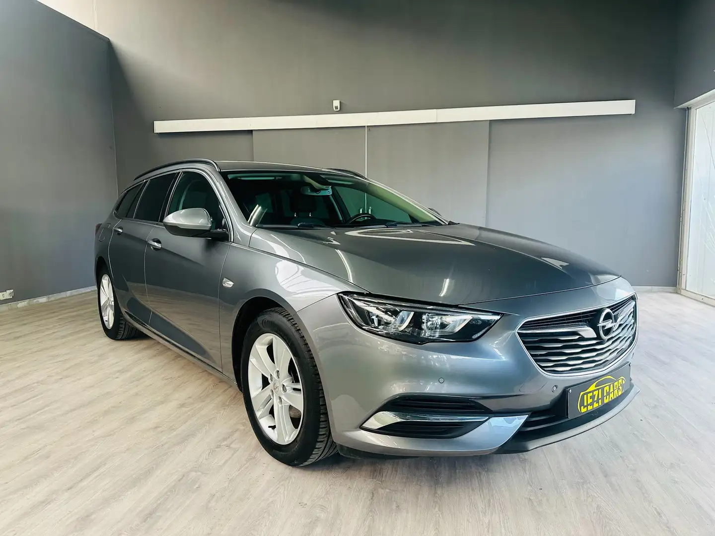 Opel Insignia 1.6 CDTI  (EU6.2) * 1 Jaar Garantie * Gris - 1
