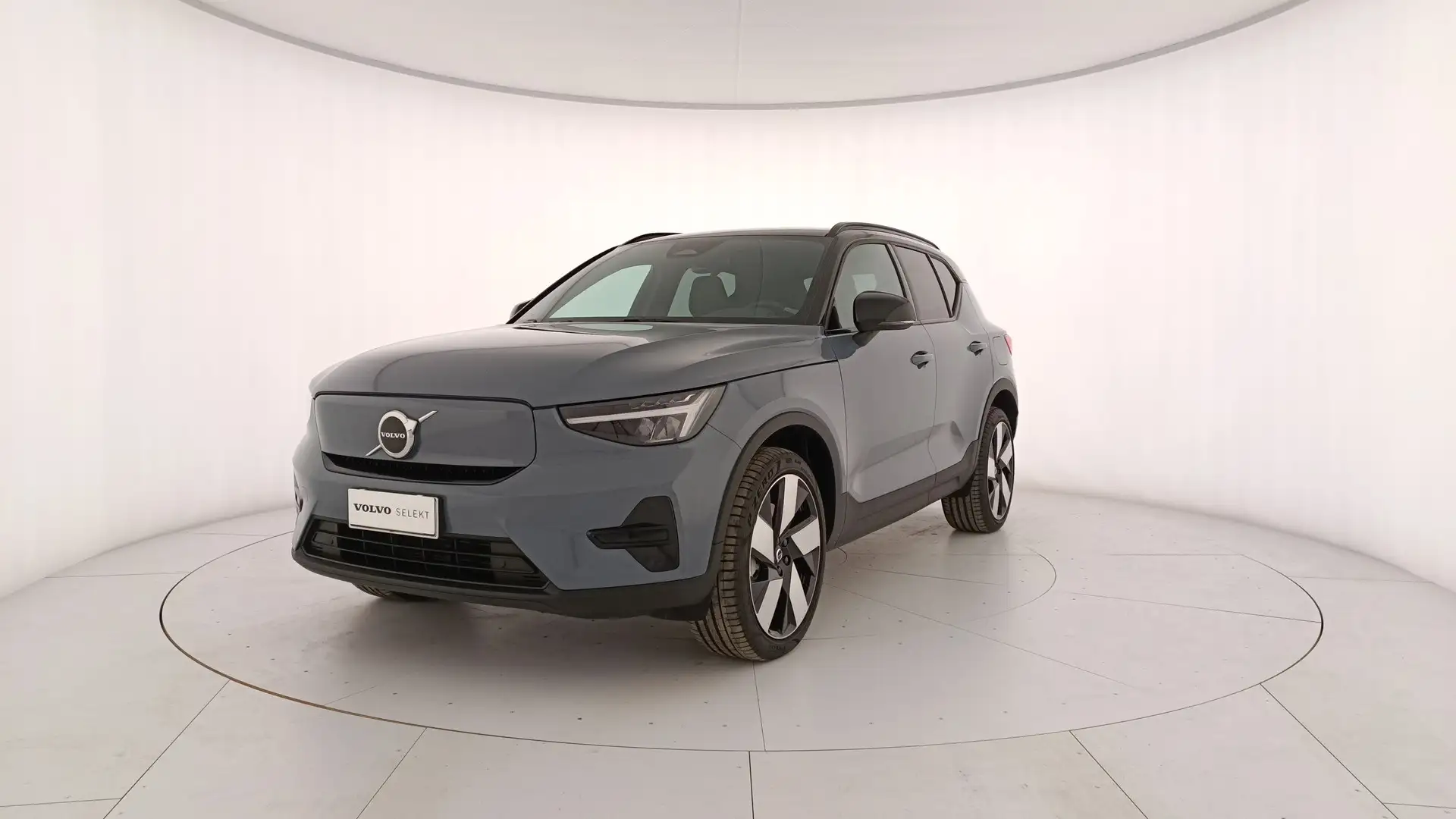 Volvo XC40 Core Recharge AUT Argent - 1