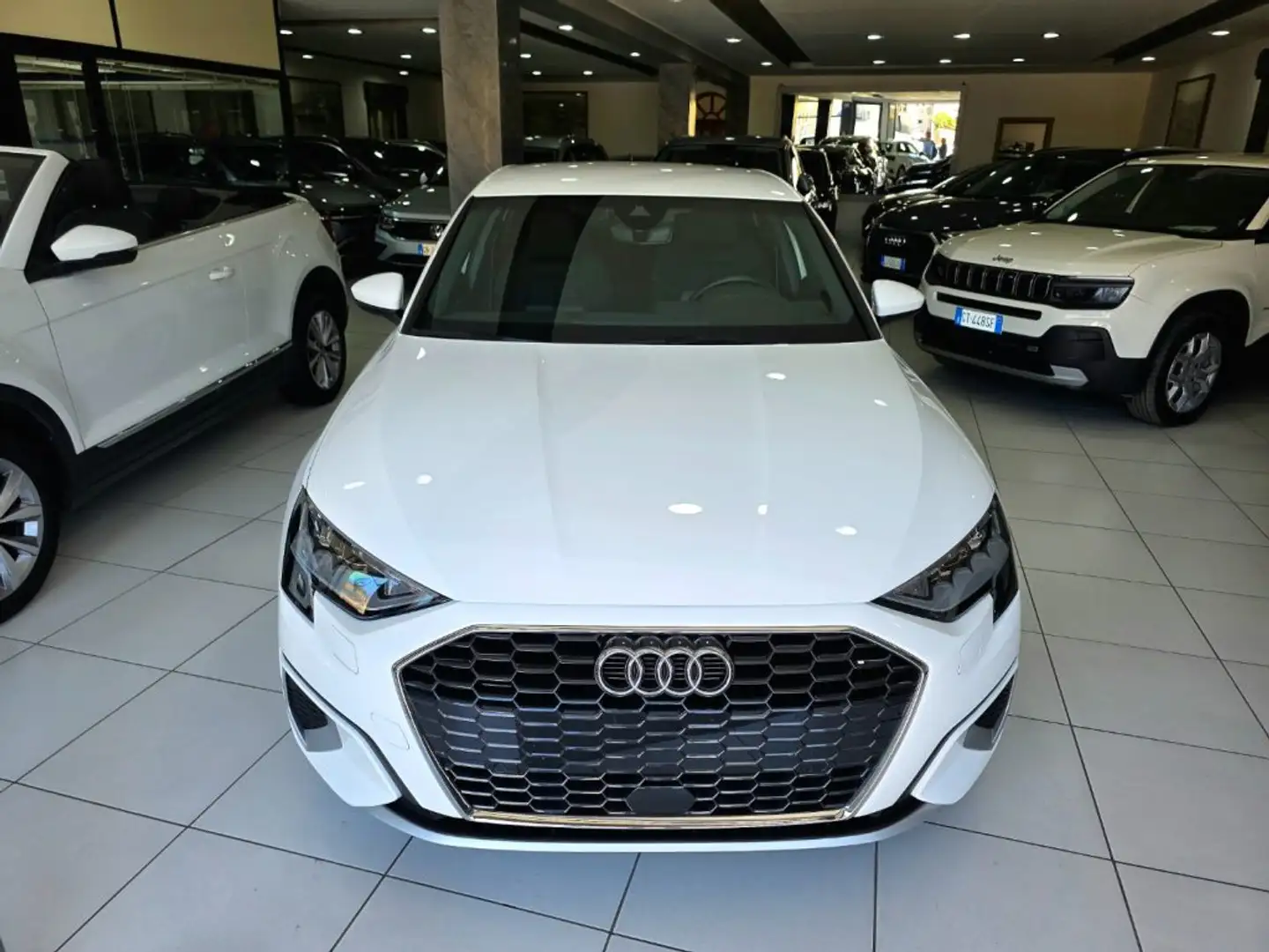 Audi A3 SportBack 30 Advanced 2.0 TDI 115CV Bianco - 2