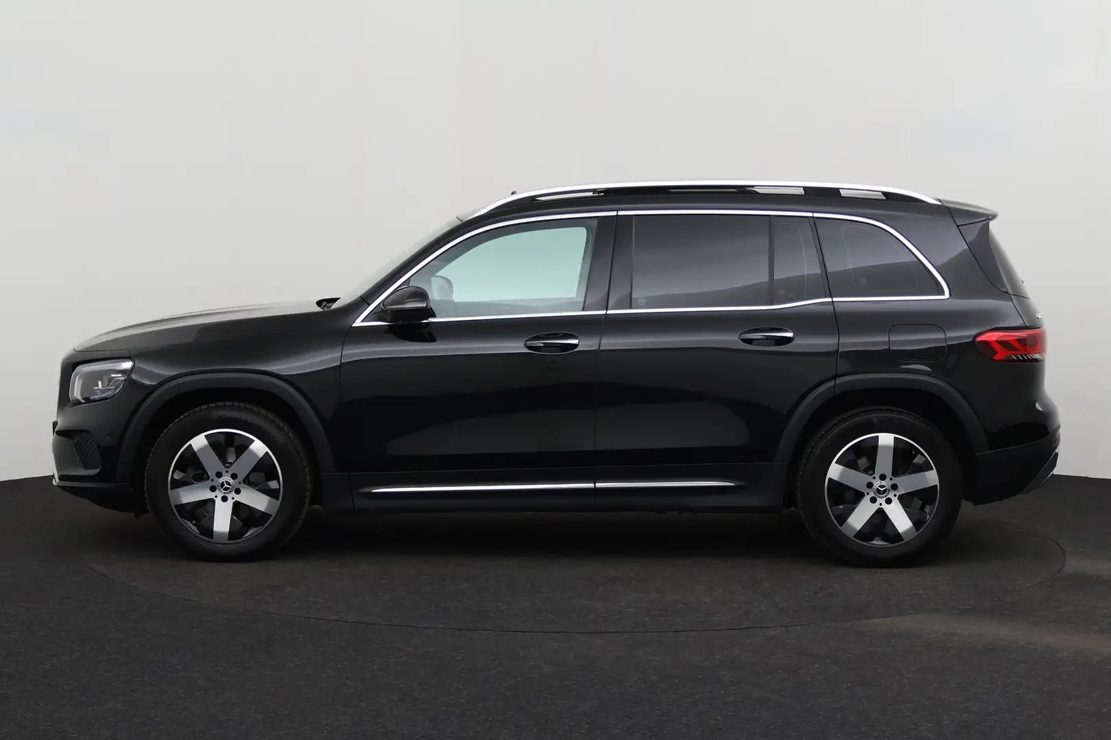 Mercedes-Benz GLB 180 DA + GPS + LEDER + CAMERA + PDC + PANO DAK + CRUIS - 2