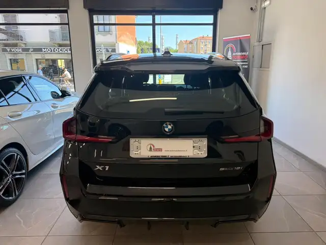 BMW X1 view 5
