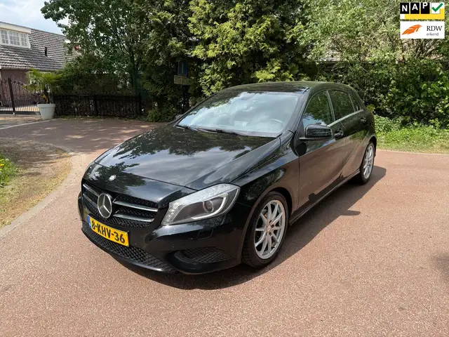 Mercedes-Benz A 180 CDI Edition Navigatie / Airco / LED / Nap / Apk /