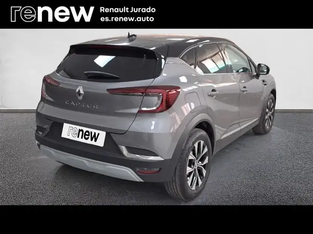 Renault Captur view 2