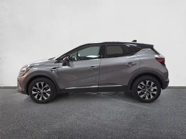 Renault Captur view 4