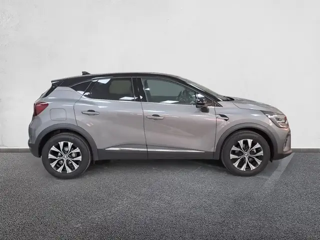 Renault Captur view 5