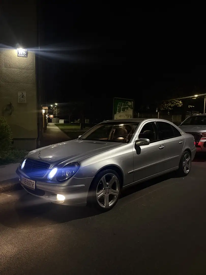 Mercedes-Benz E 220 Classic CDI Aut. - 1