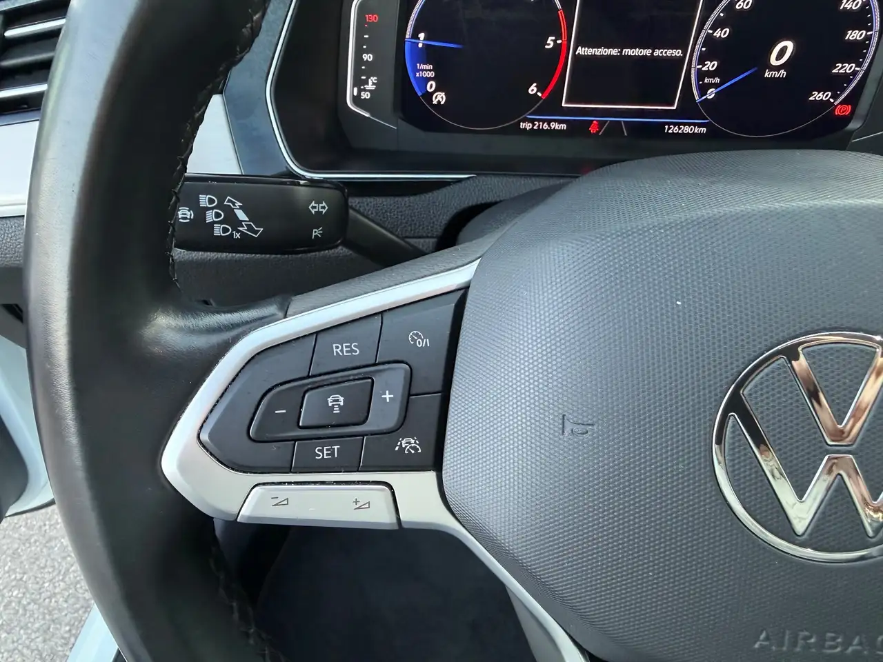 Volkswagen Passat Variant 2.0 TDI SCR EVO Executive, миниатюра 22