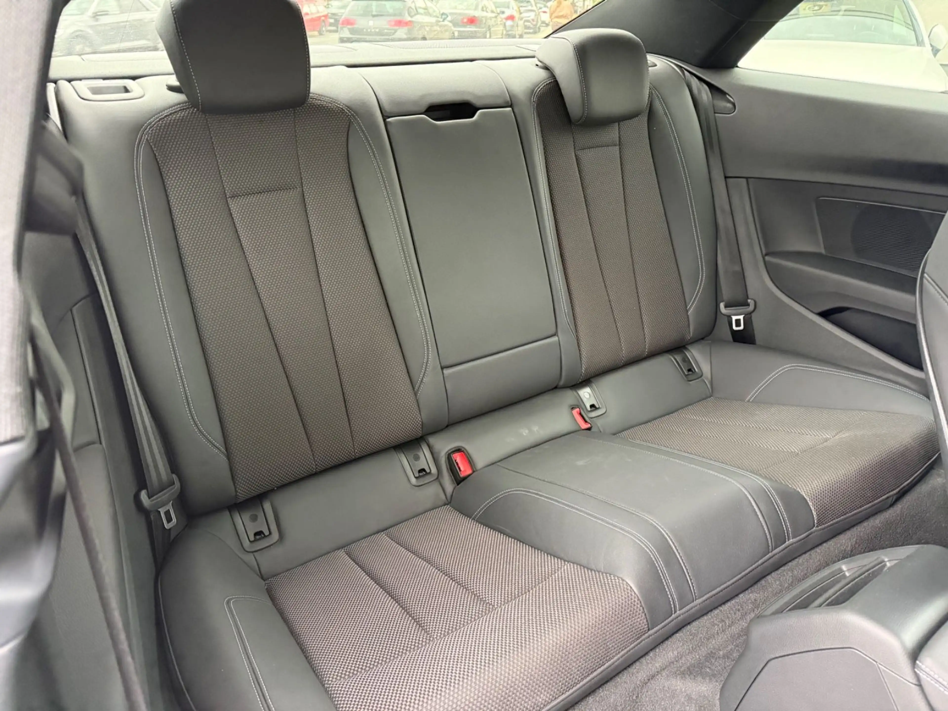 Audi A5 Coupe 35 TDI advanced — photo 14