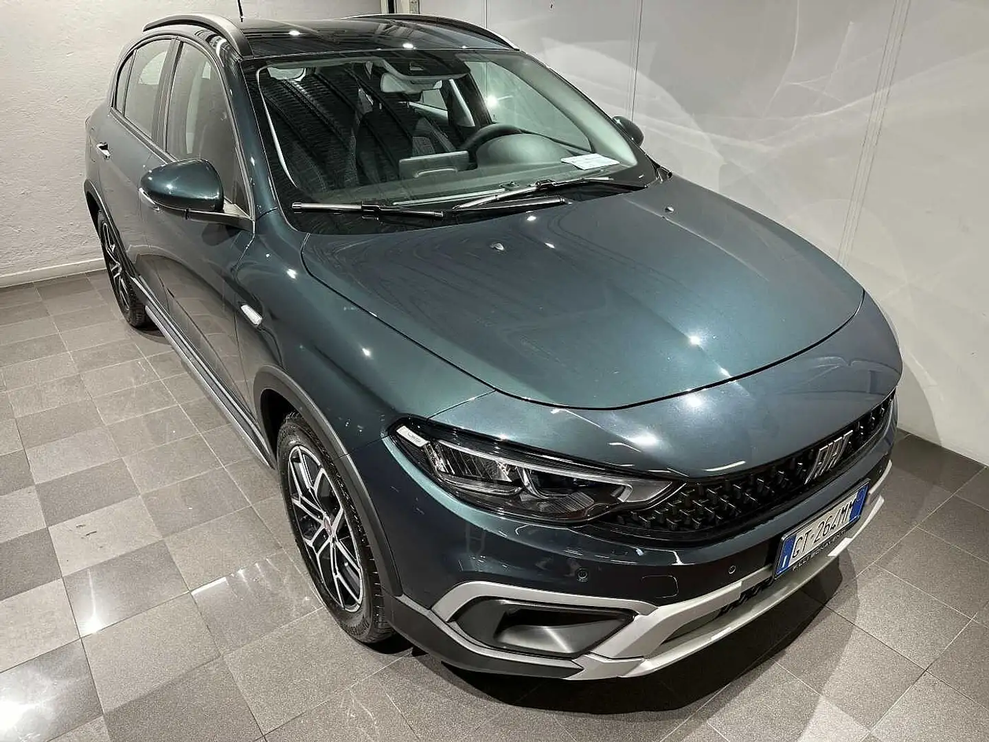 Fiat Tipo 1.5 Hybrid DCT 5 porte Cross Verde - 1