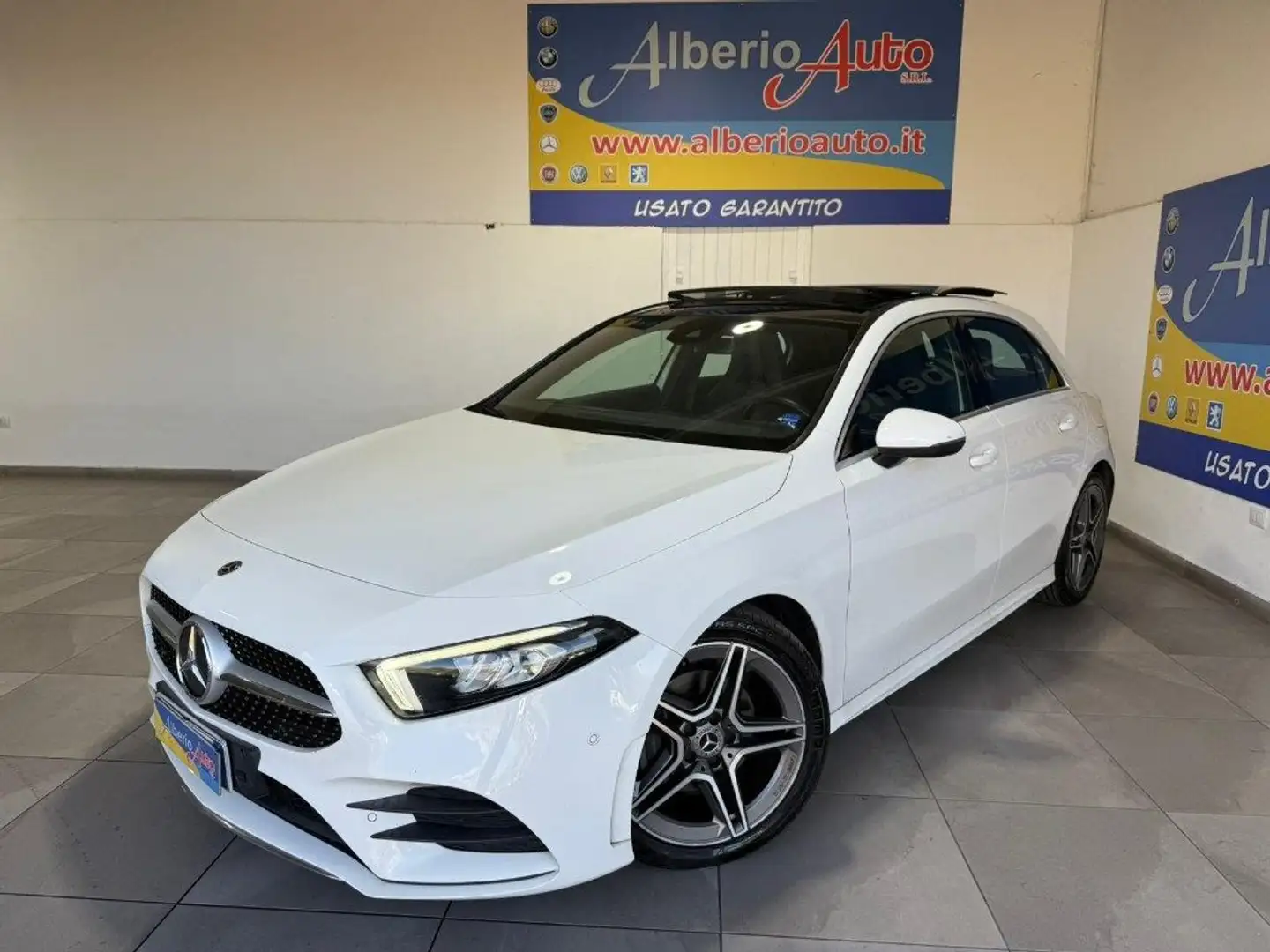 Mercedes-Benz A 180 d Automatic Premium Bianco - 1
