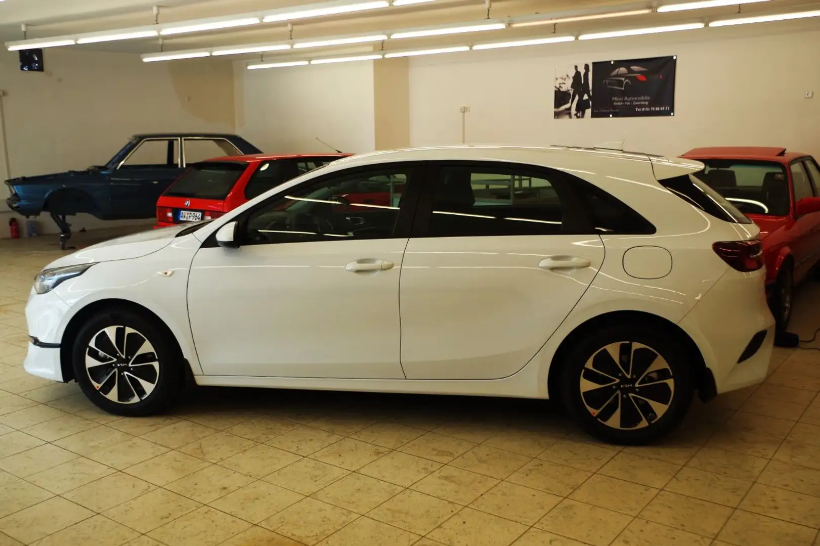 Kia Ceed / cee'd Ceed Spin, Allwetterreifen, Autom, Navi, sofort Weiß - 2