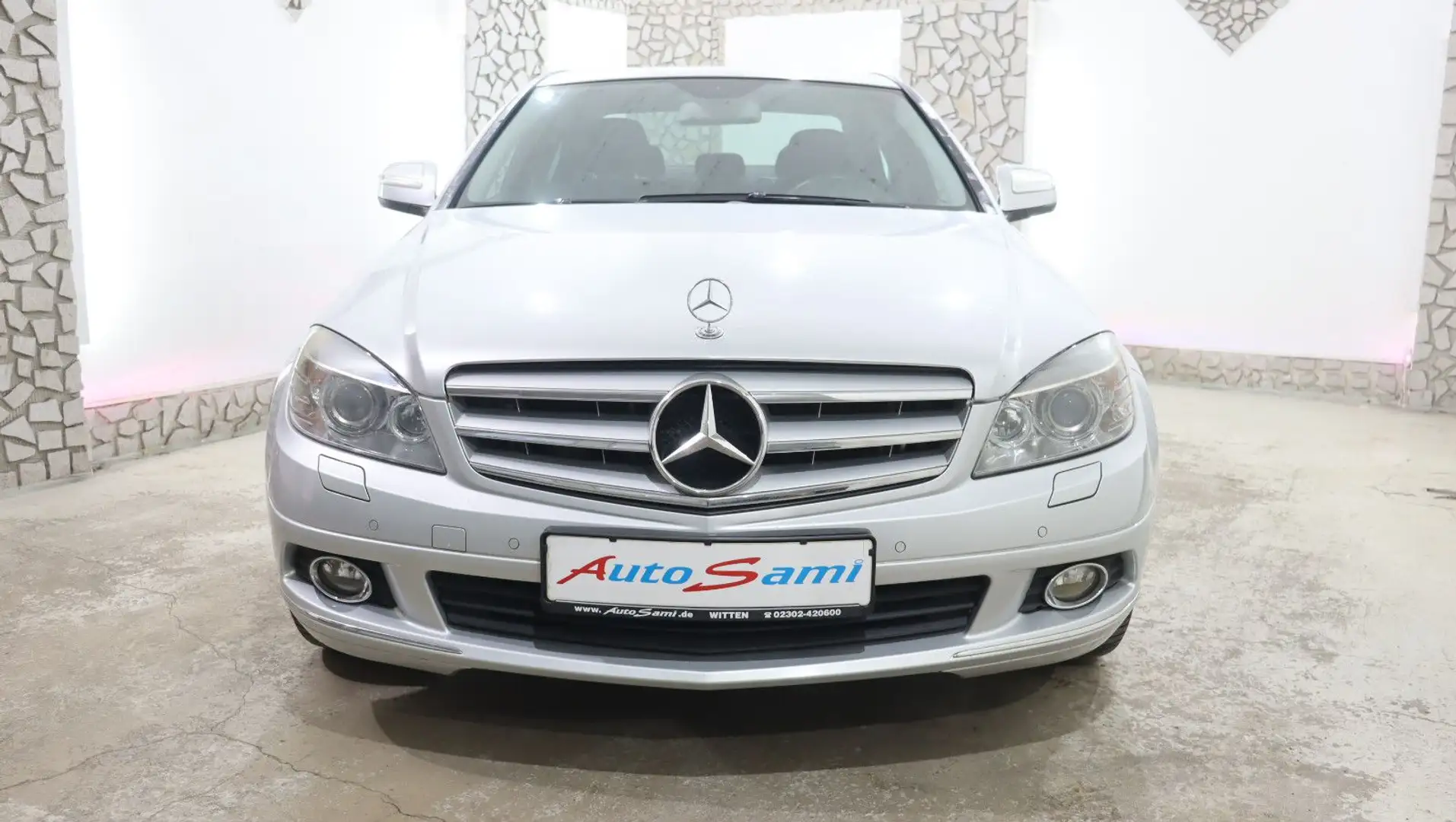 Mercedes-Benz C 320 CDI Lim. AUTO. NAVI XENON EINPARKHILFE AHK Срібний - 2