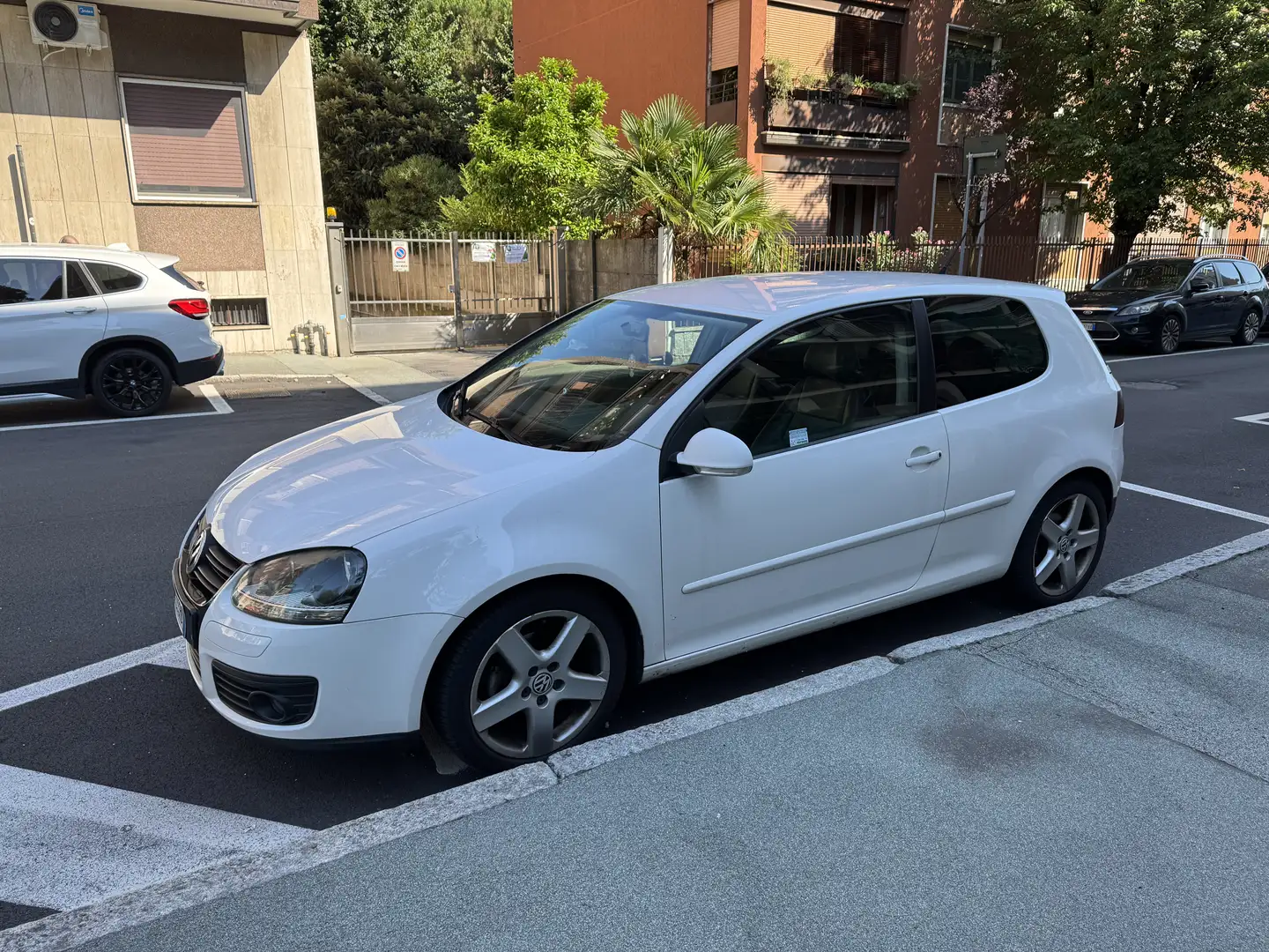 Volkswagen Golf Golf V 2008 3p 1.4 tsi GT-Line 122cv Bianco - 2