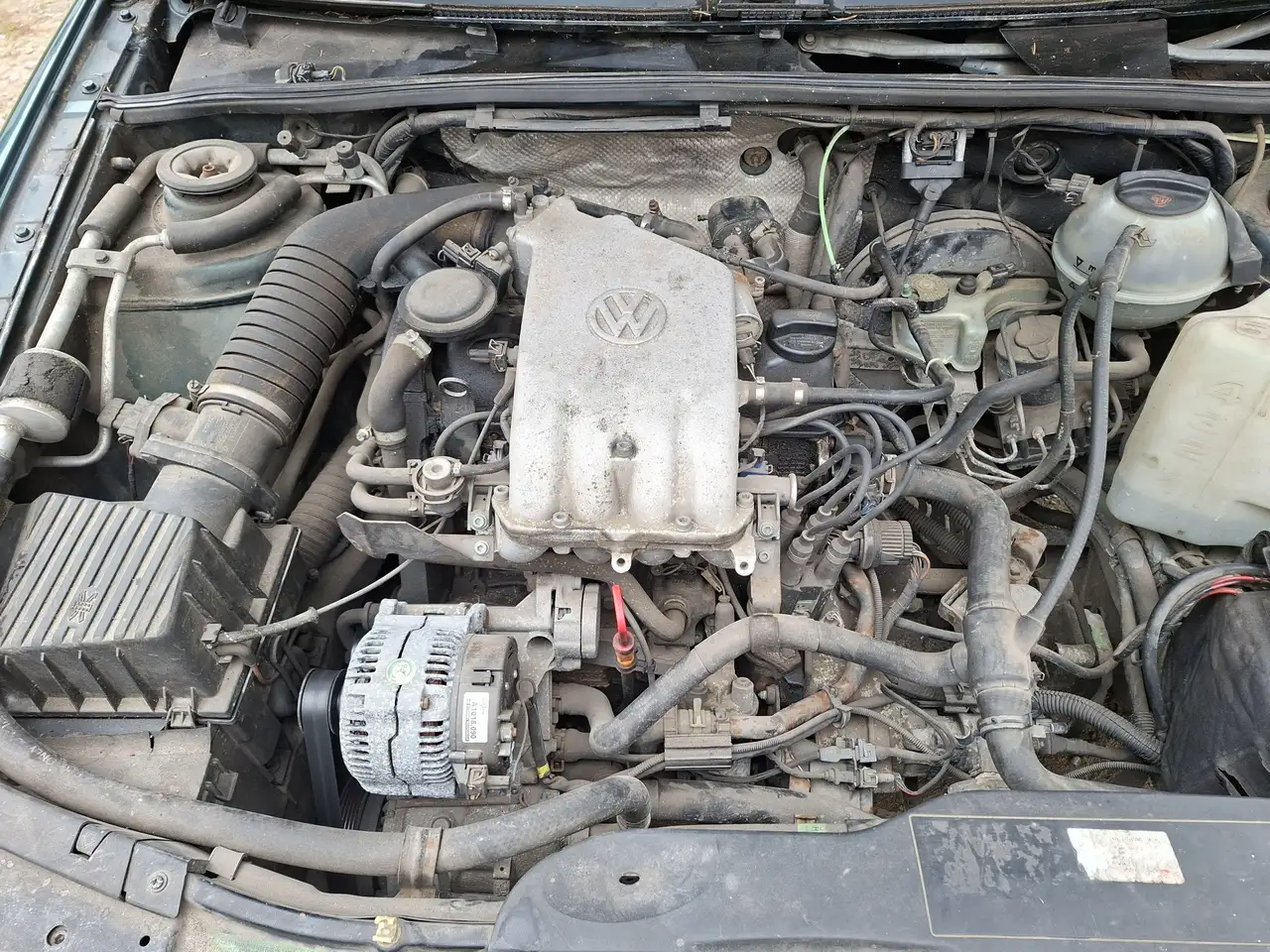 Volkswagen Passat 1.6, foto 9