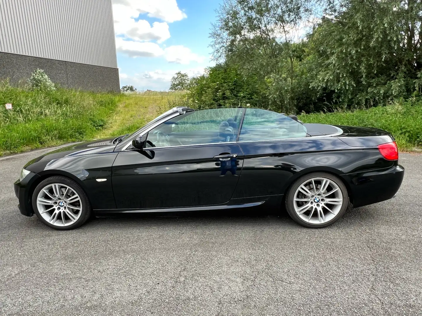 BMW 320 d Zwart - 2