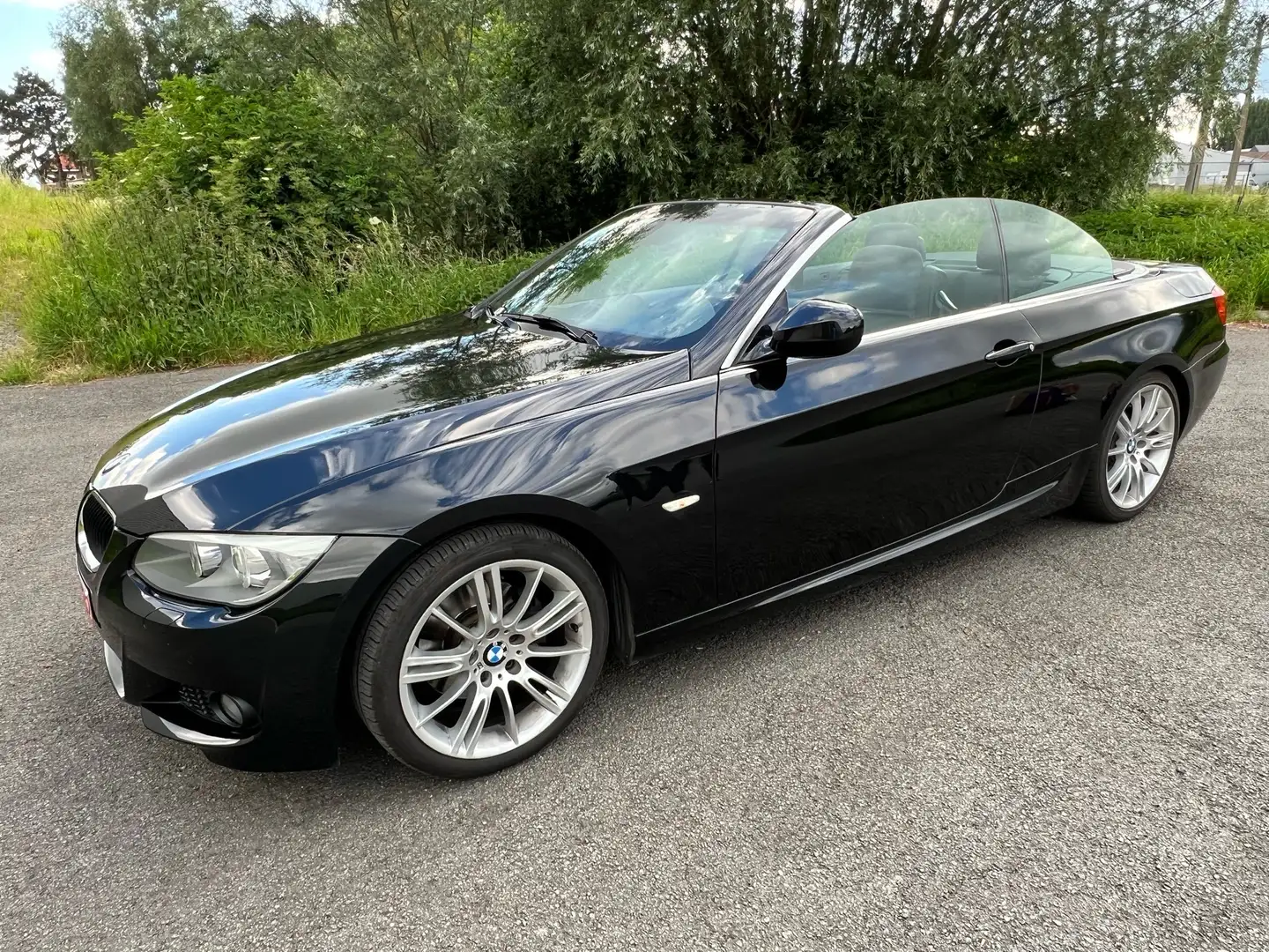 BMW 320 d Zwart - 1