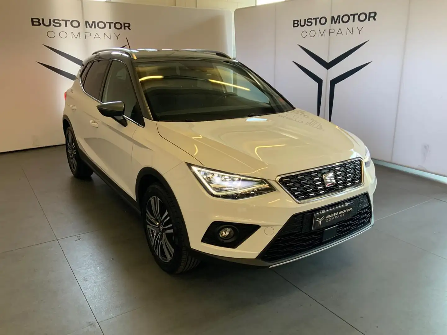 SEAT Arona 1.6 TDI 115 CV FR Bianco - 1