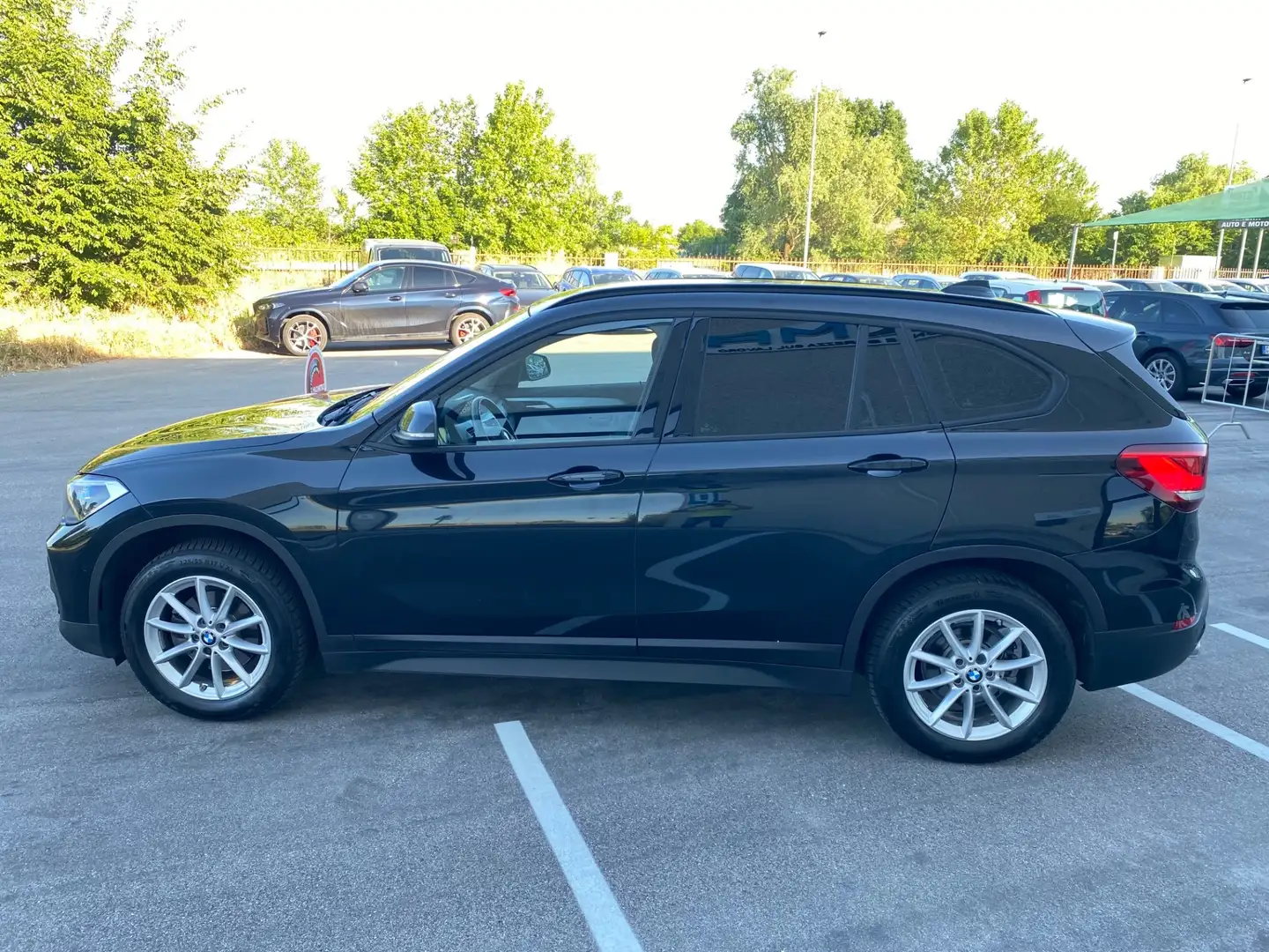 BMW X1 xDrive18d Business Advantage Nero - 2
