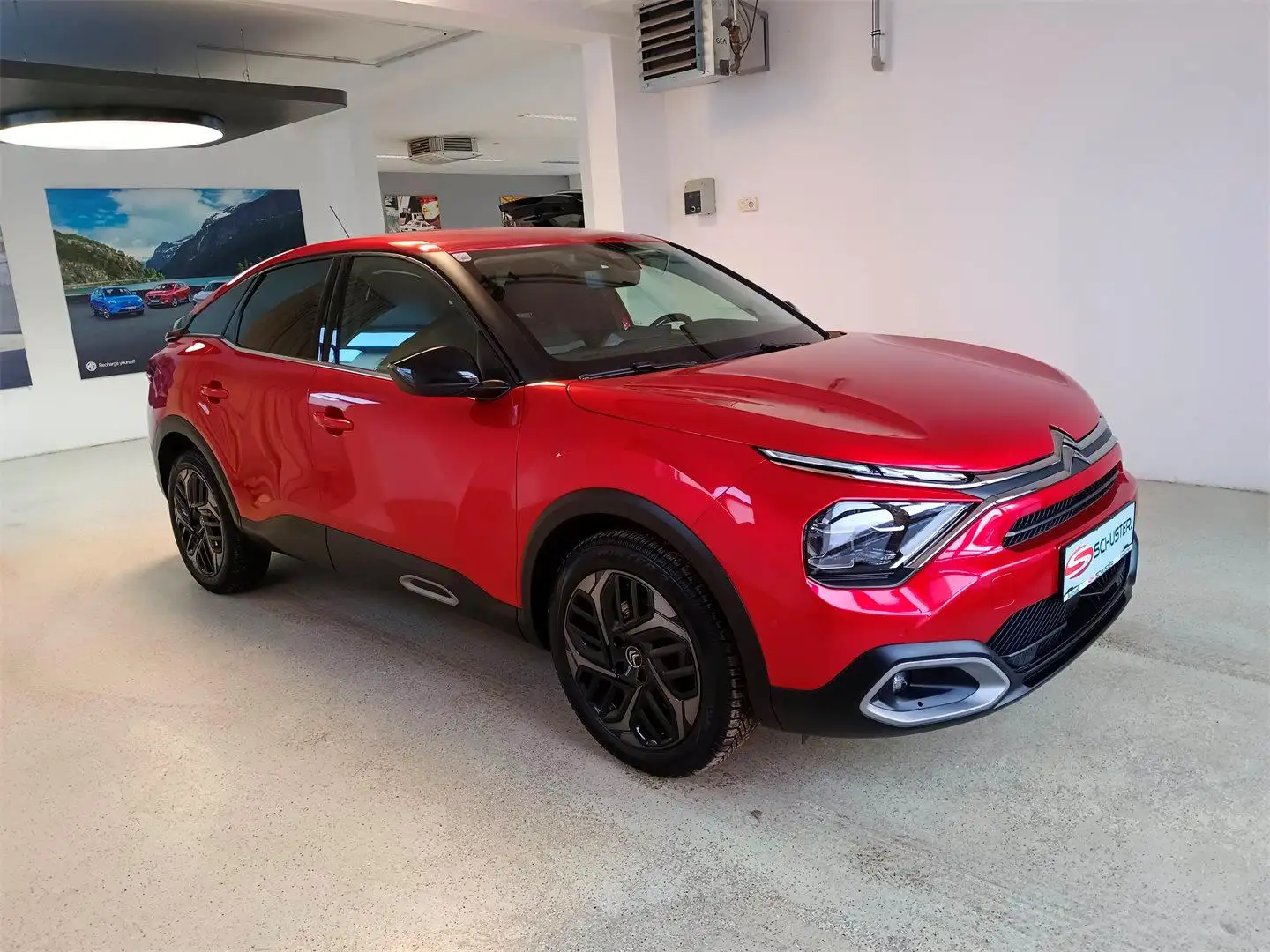Citroen C4 PureTech 155 S&S EAT8 Shine Edition Rot - 1