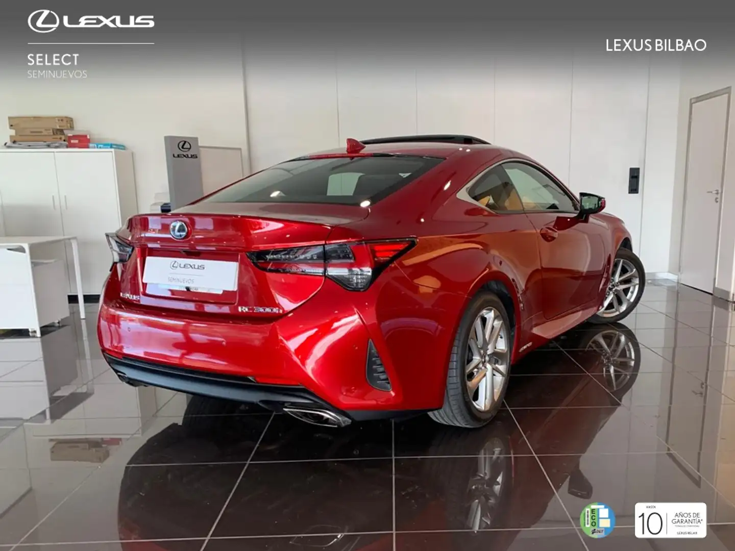 Lexus RC 300h Executive Navigation Paars - 2