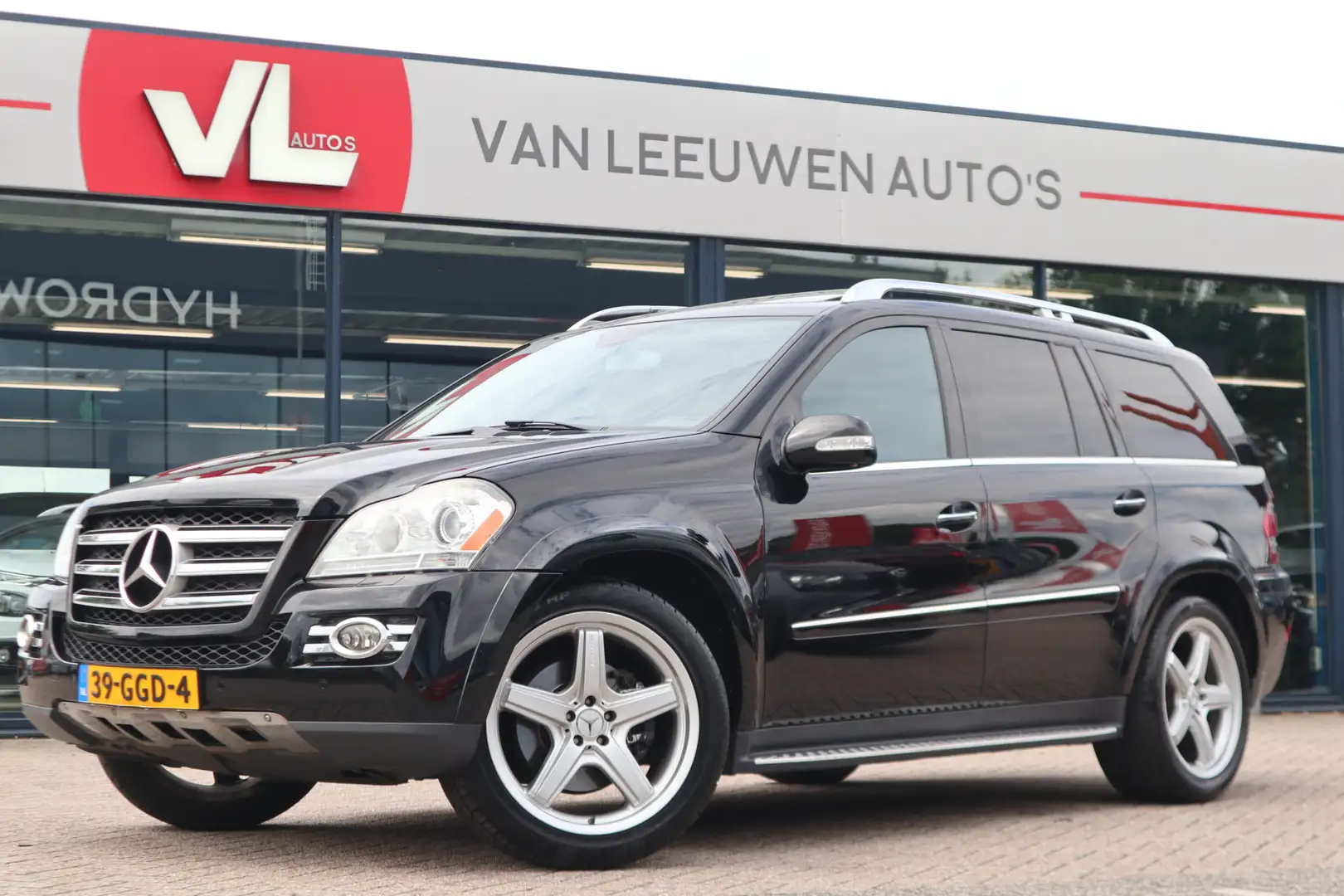 Mercedes-Benz GL 500 Lang 7 Persoons | Luchtvering | Automaat | Negro - 1
