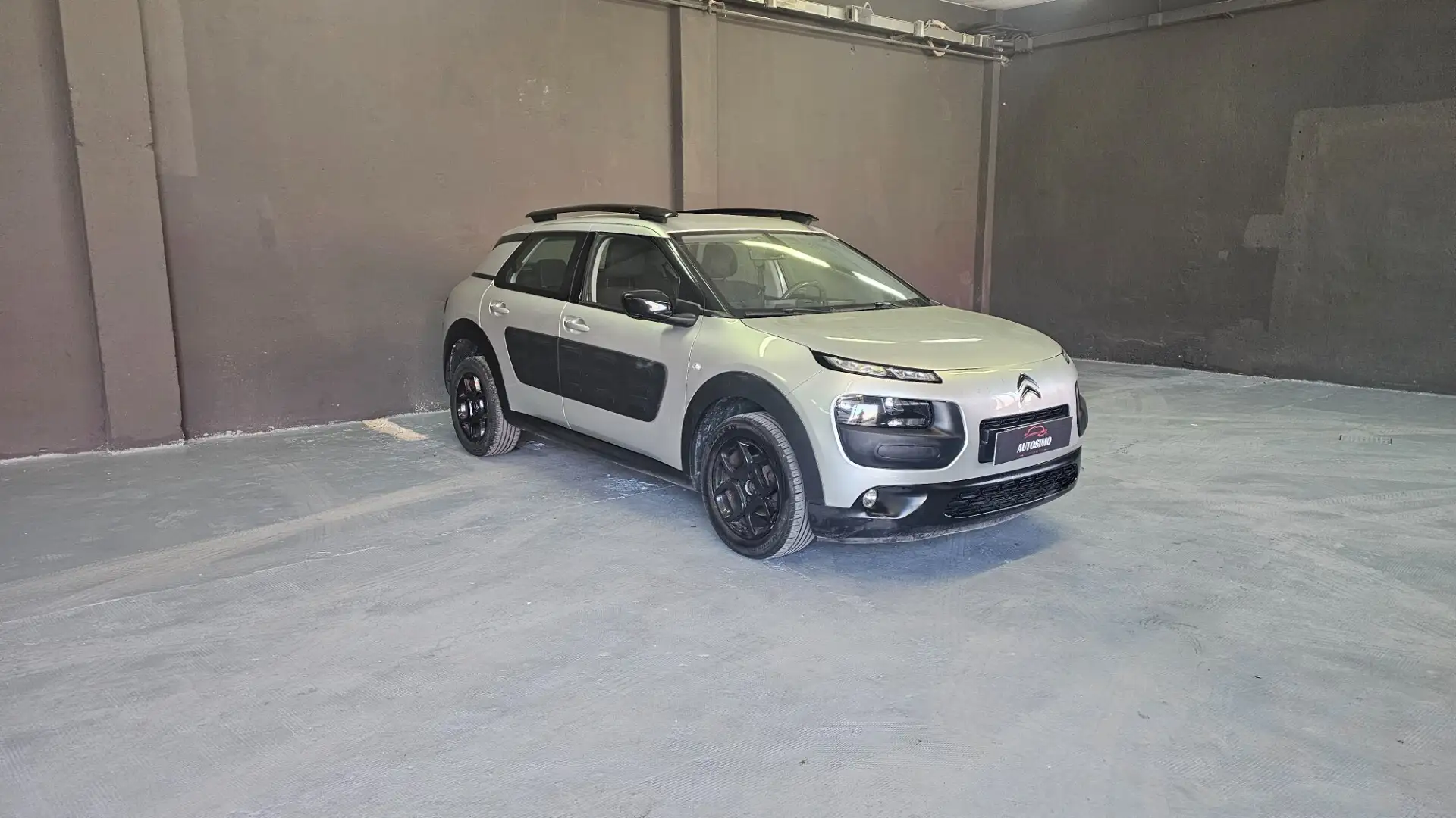 Citroen C4 Cactus PureTech 82 Shine Gris - 1