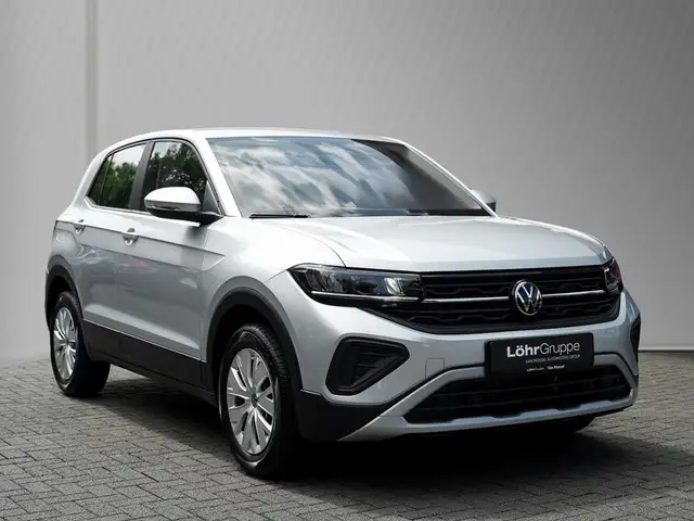 Volkswagen T-Cross view 5