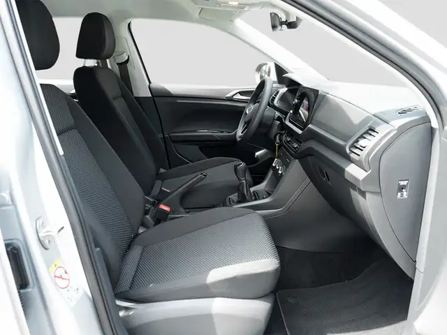 Volkswagen T-Cross view 9