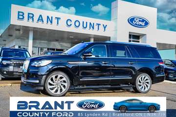 7 PASSENGER | NAVI | PANO ROOF | HEATED STEERING