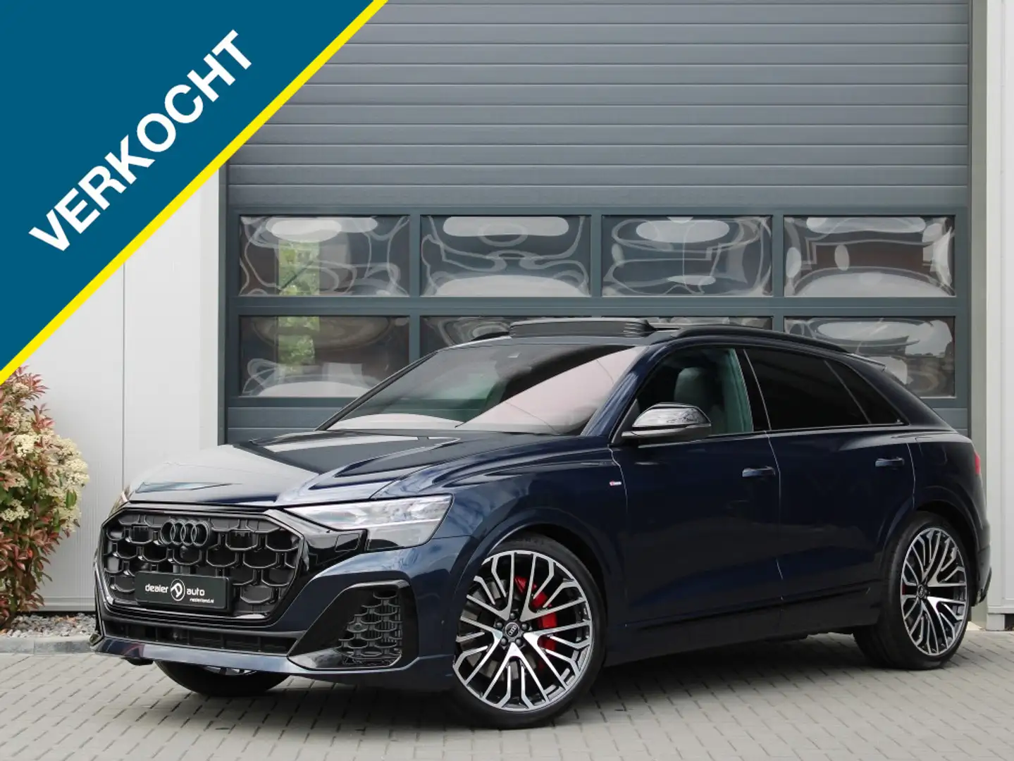 Audi Q8 60 TFSI e Quattro Competition | alle opties | 5 ja Blauw - 1