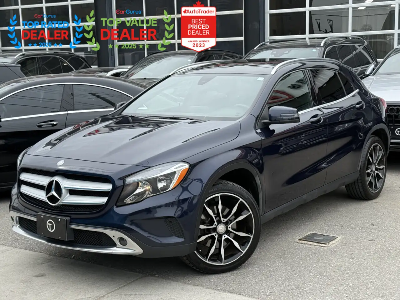Mercedes-Benz GLA снимка Mercedes-Benz GLA
