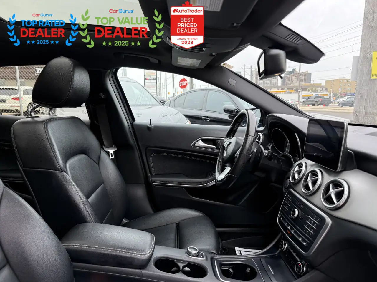 Mercedes-Benz GLA снимка Mercedes-Benz GLA