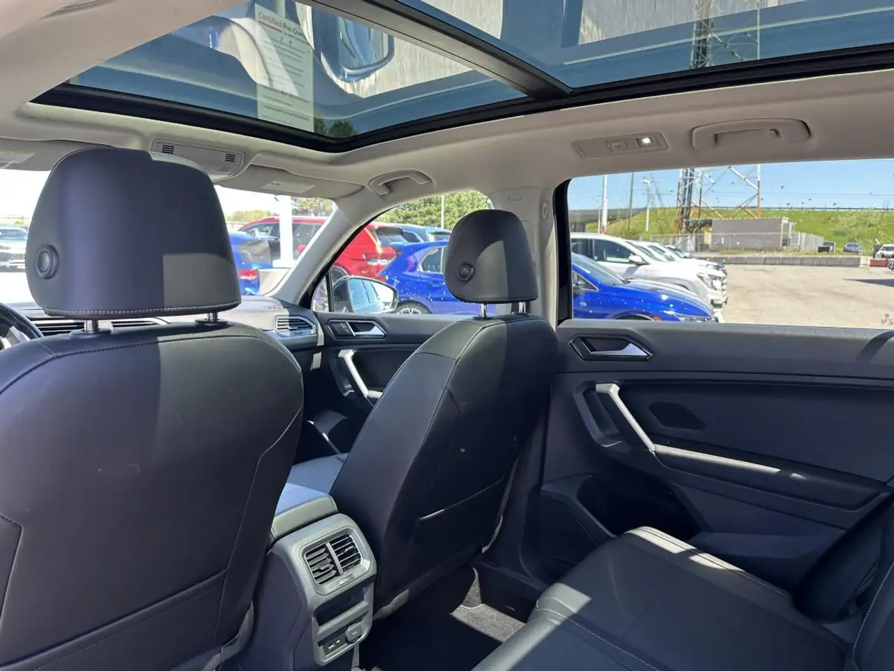 Volkswagen Tiguan снимка Volkswagen Tiguan