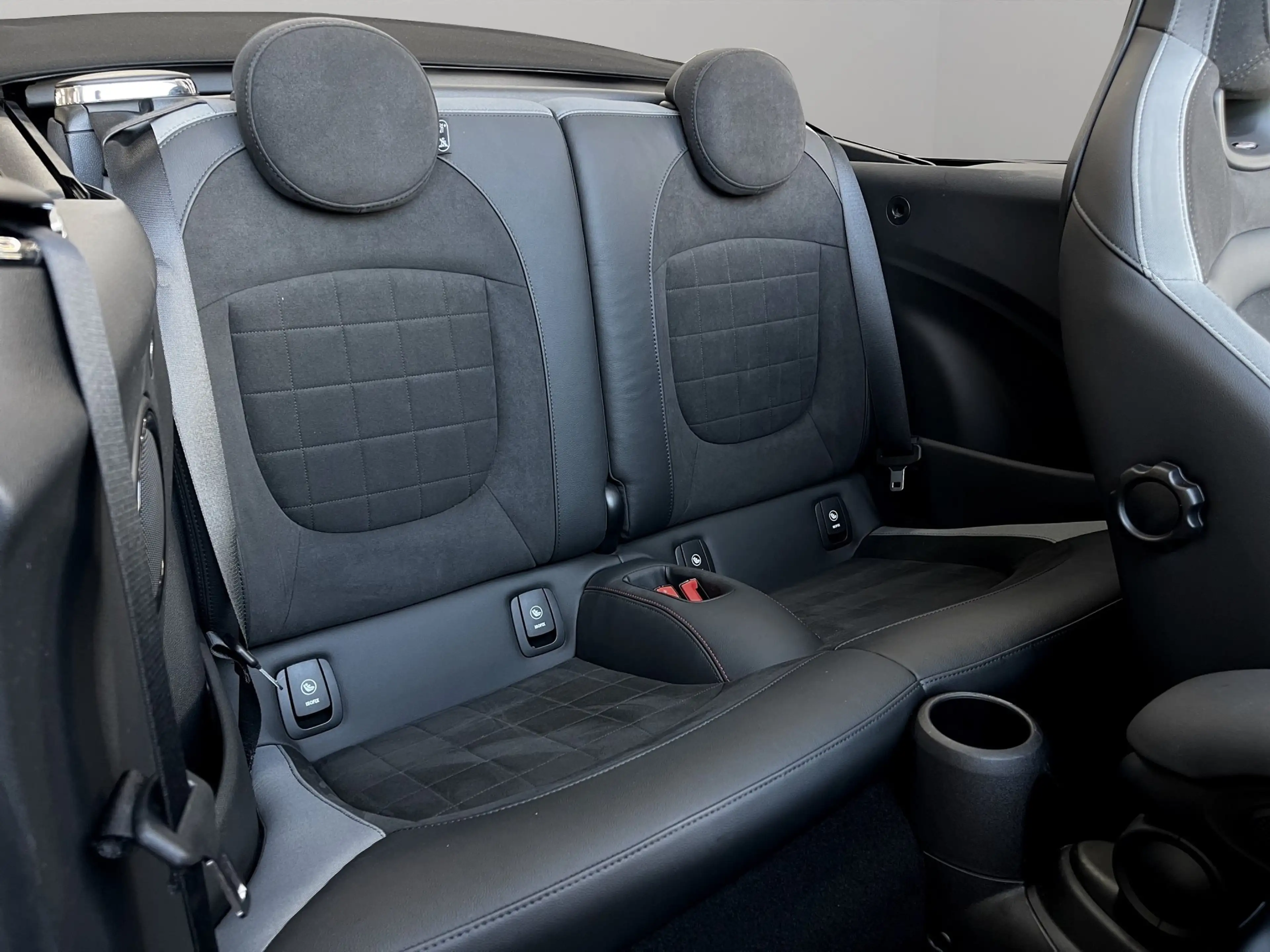 MINI John Cooper Works Cabrio John Cooper Works Cabrio — photo 13