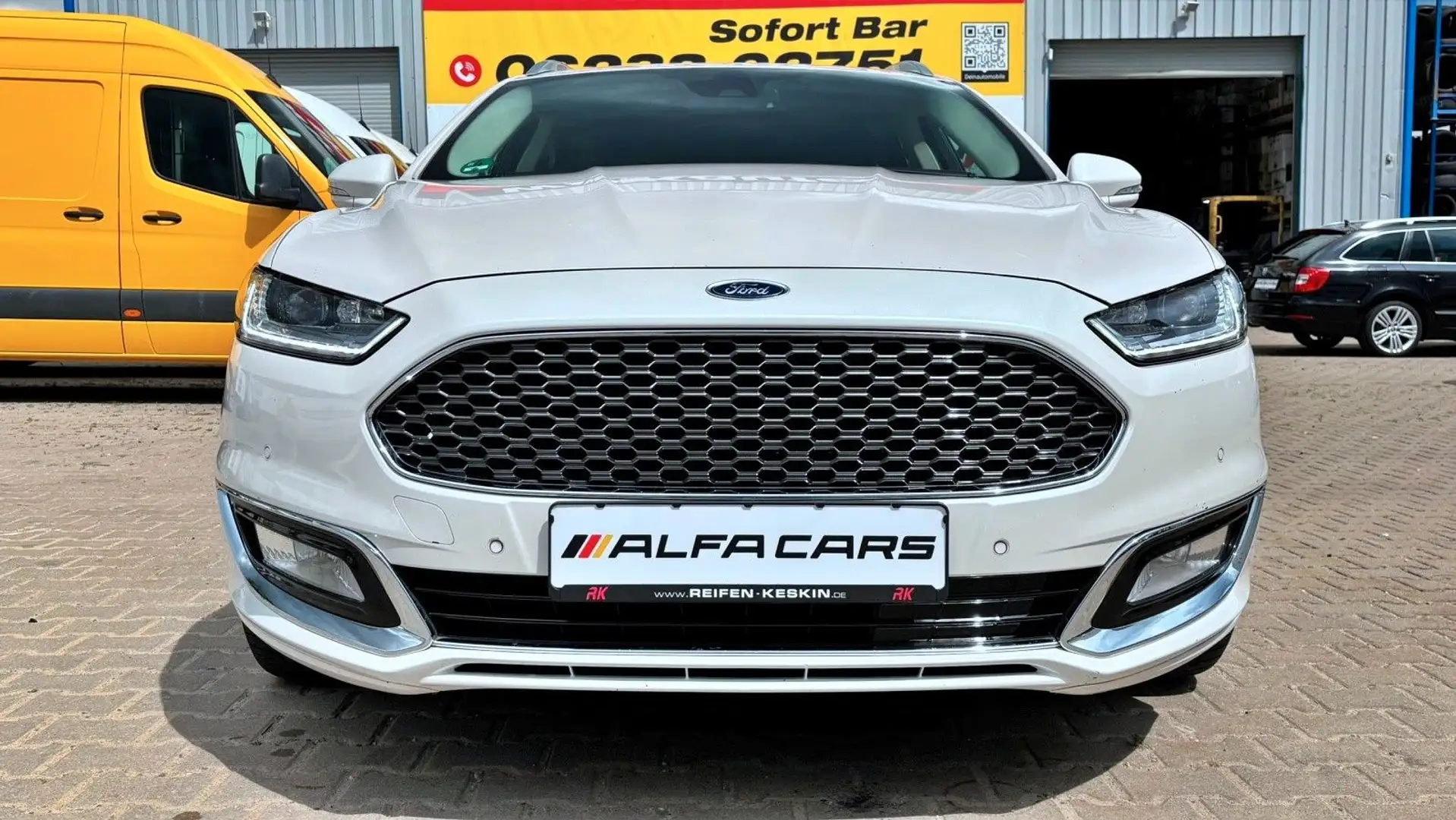 Ford Mondeo 2,0 Vignale/ALLRAD/NAVI/SHZ/ Blanco - 2