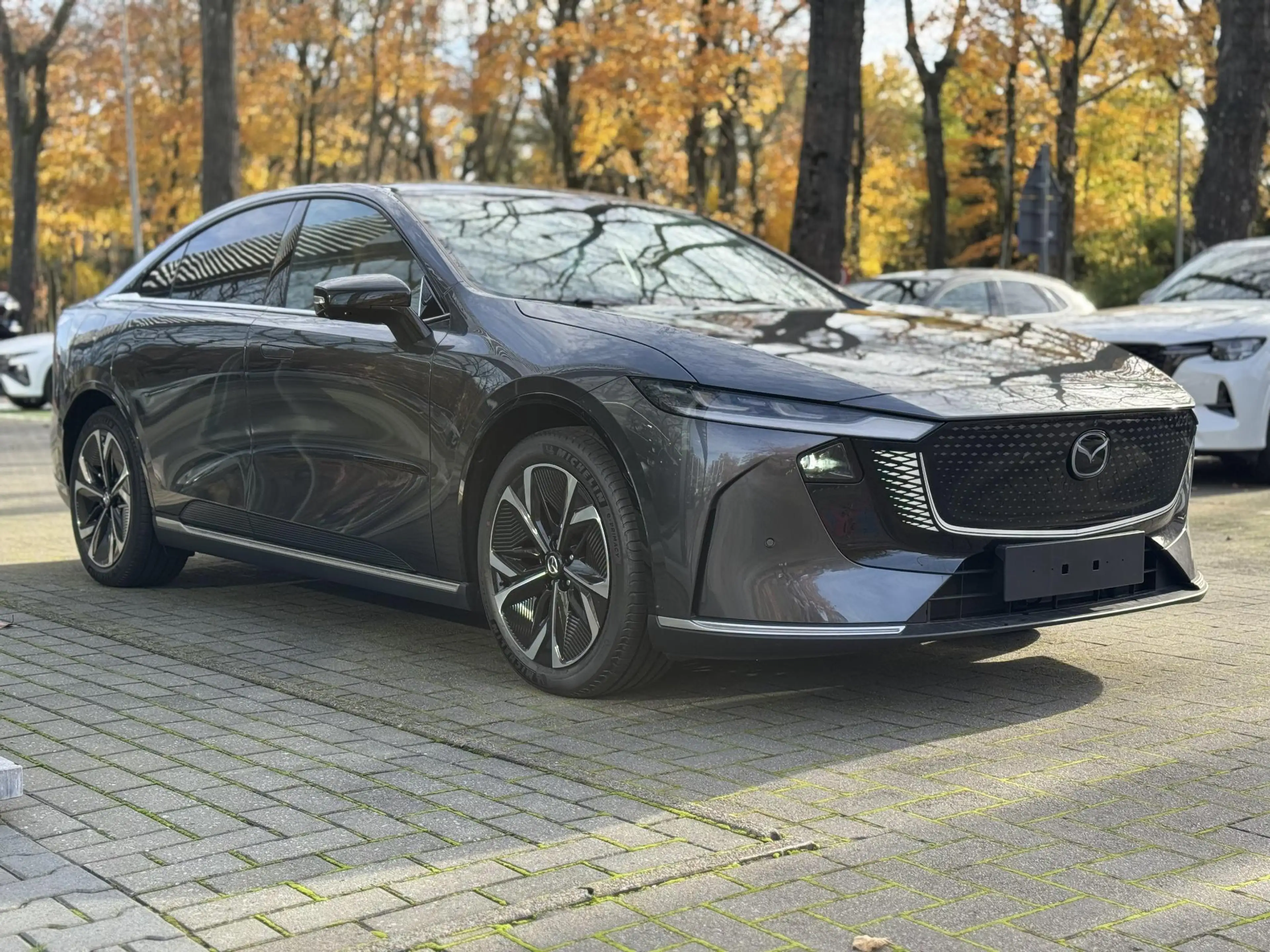 Mazda 6e BEV 68.8 kWh 258hp Takumi Plus — photo 3