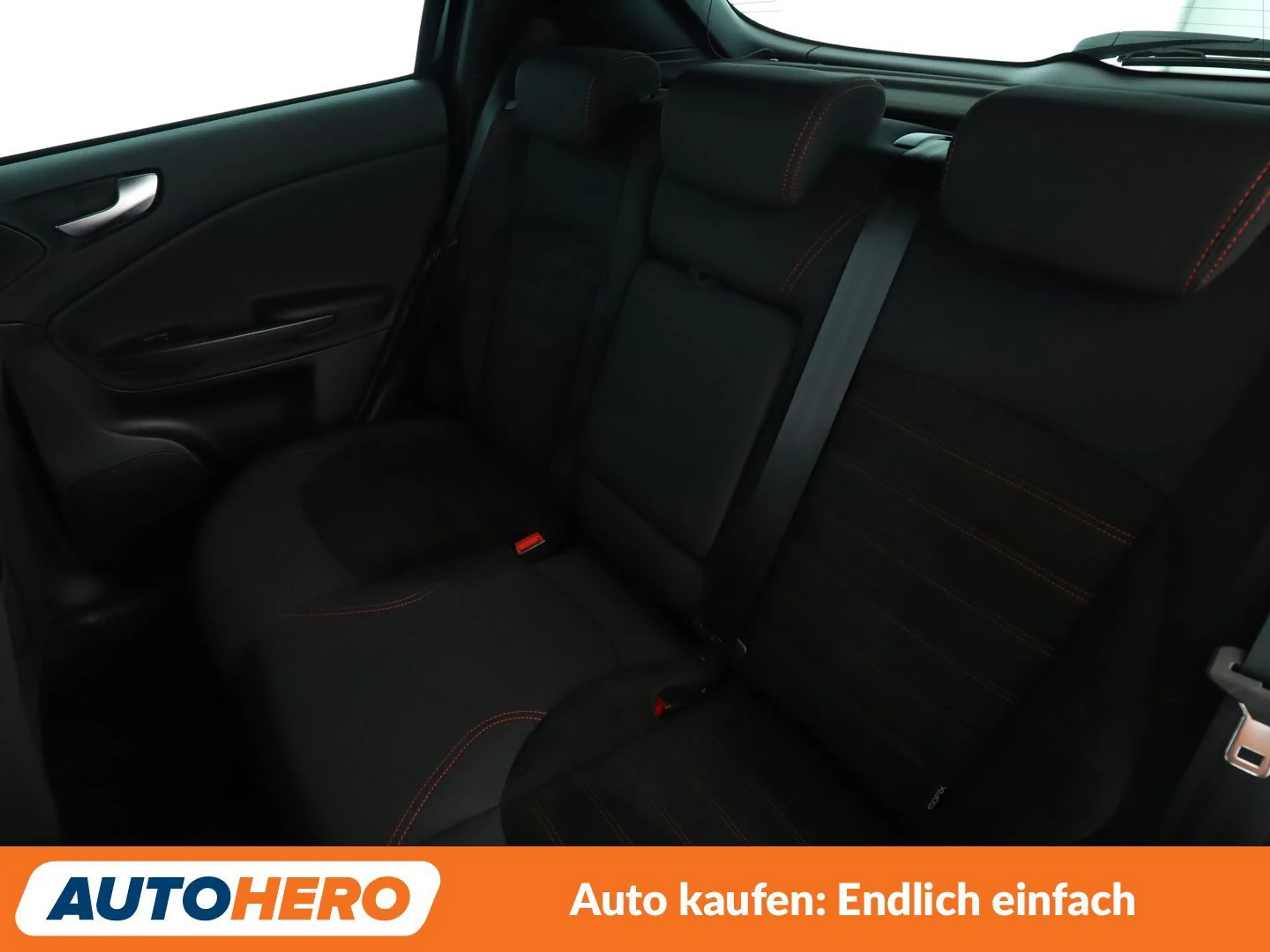 Alfa Romeo Giulietta 1.4 Turbo Sprint *NAVI*TEMPO*PDC*SHZ*ALU*KLIMA* — photo 14