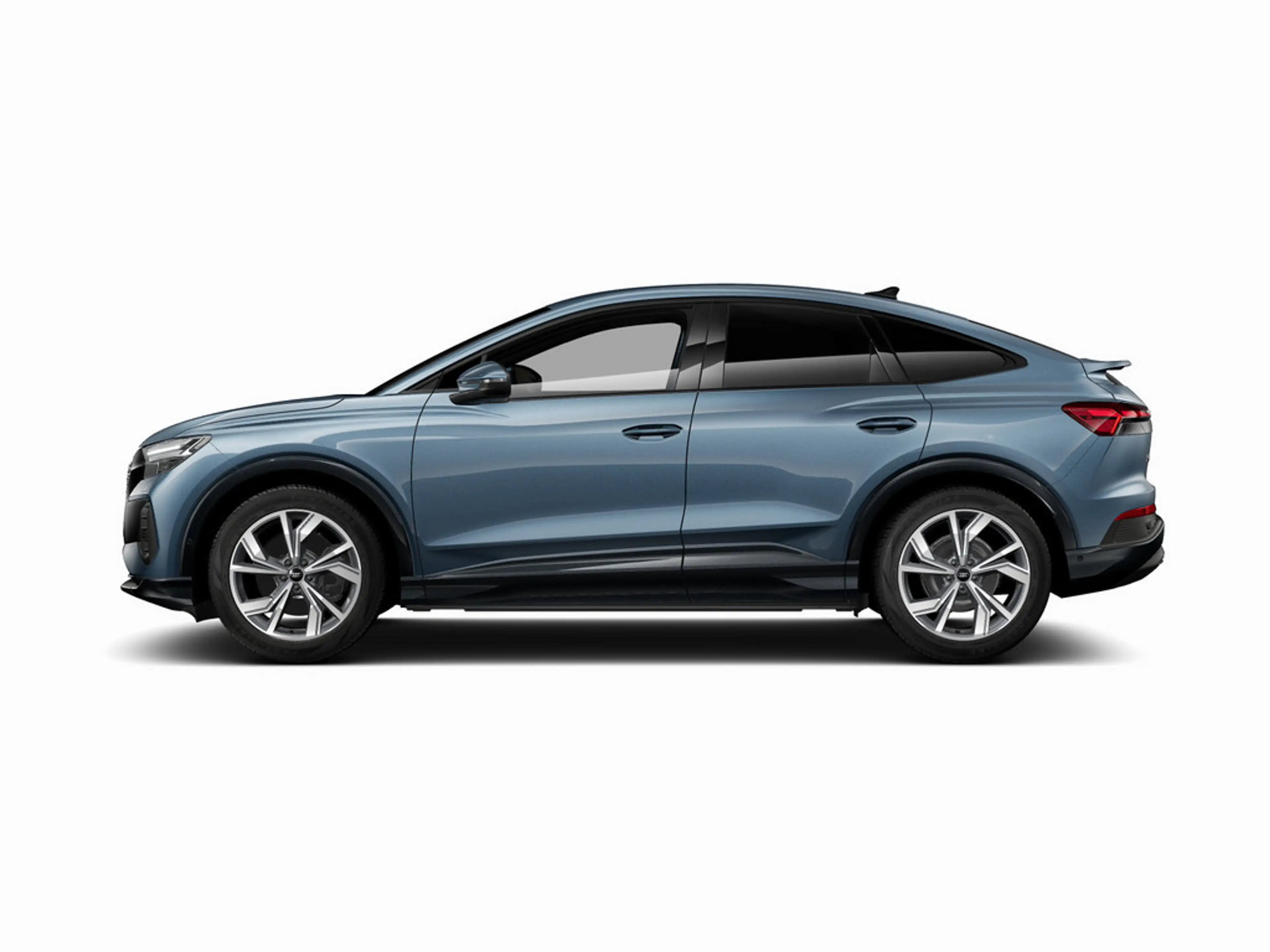 Audi Q4 e-tron — photo 8
