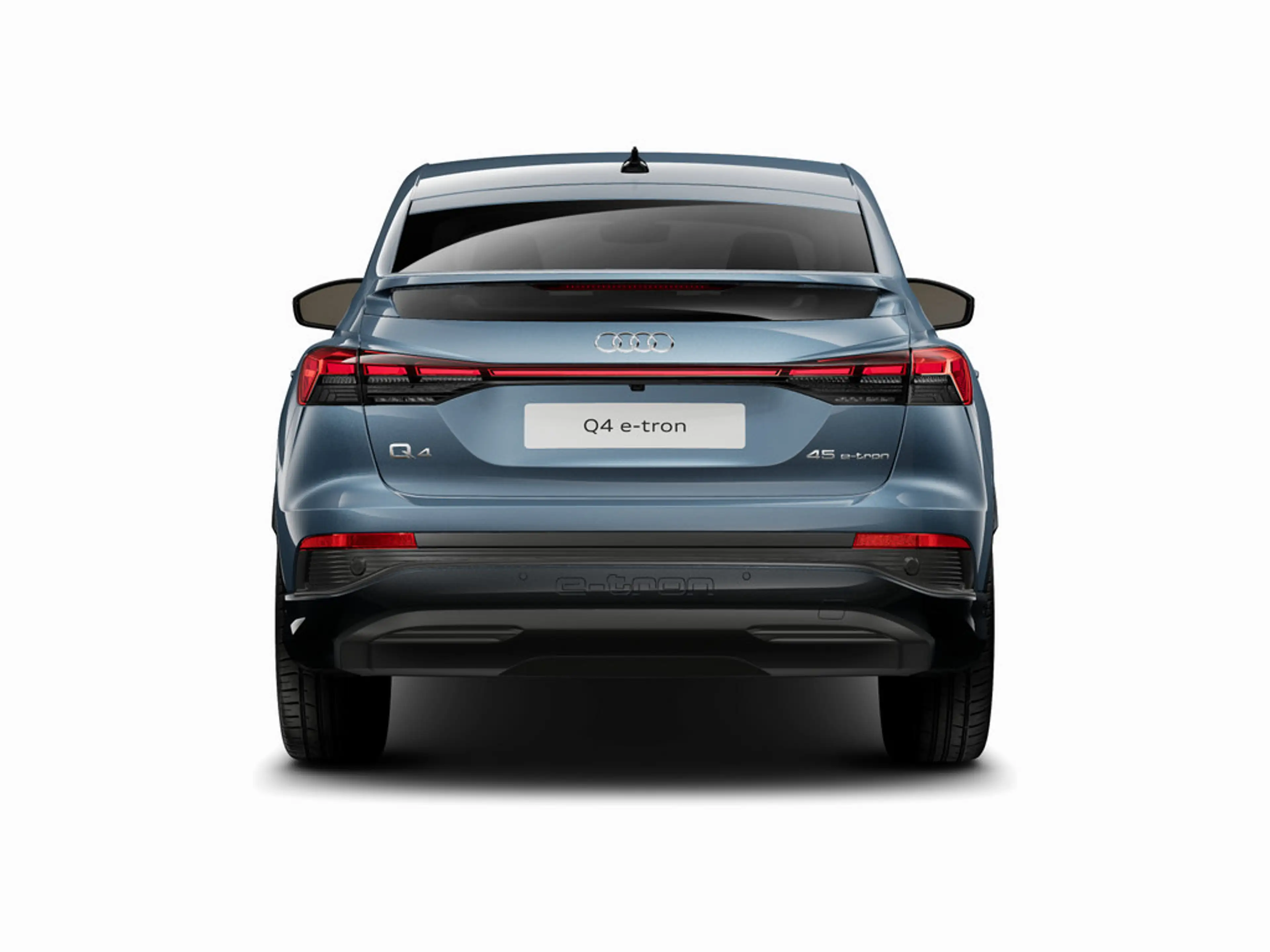 Audi Q4 e-tron — photo 10