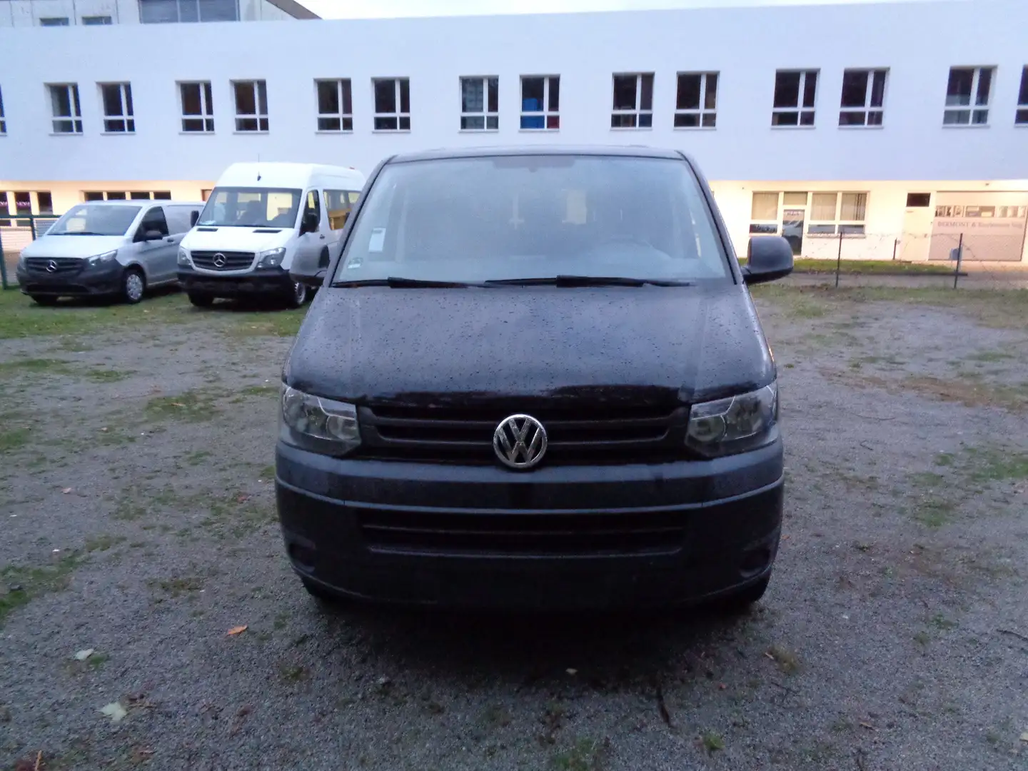Volkswagen T5 Transporter LANG; KLIMA Schwarz - 2
