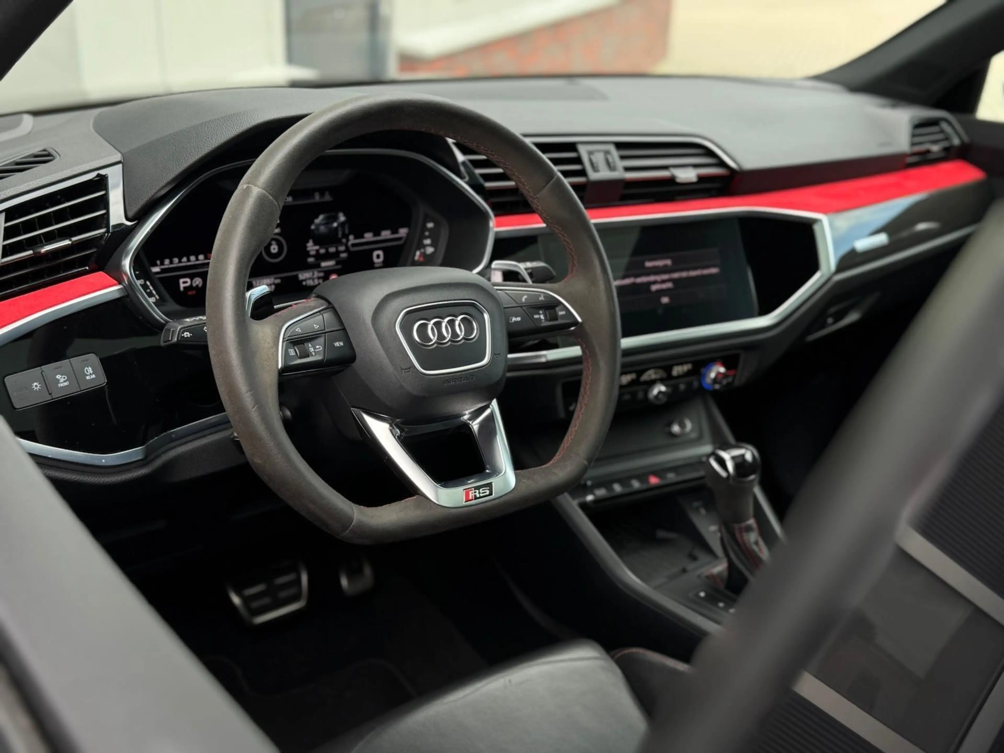 Audi RS Q3 RS Q3 2.5 TFSI | RS Geruit Leder | Panorama | Viru — photo 10