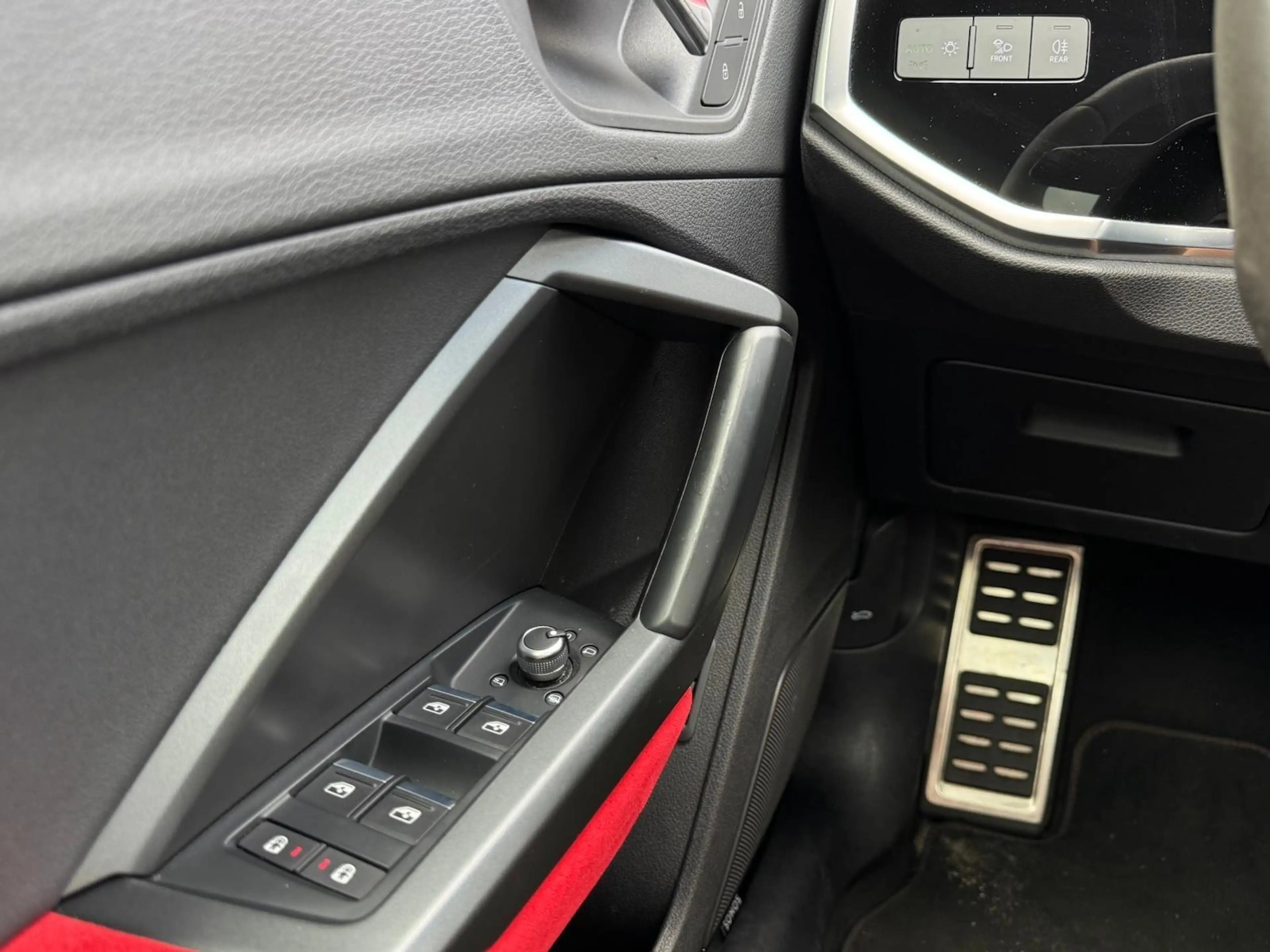 Audi RS Q3 RS Q3 2.5 TFSI | RS Geruit Leder | Panorama | Viru — photo 28