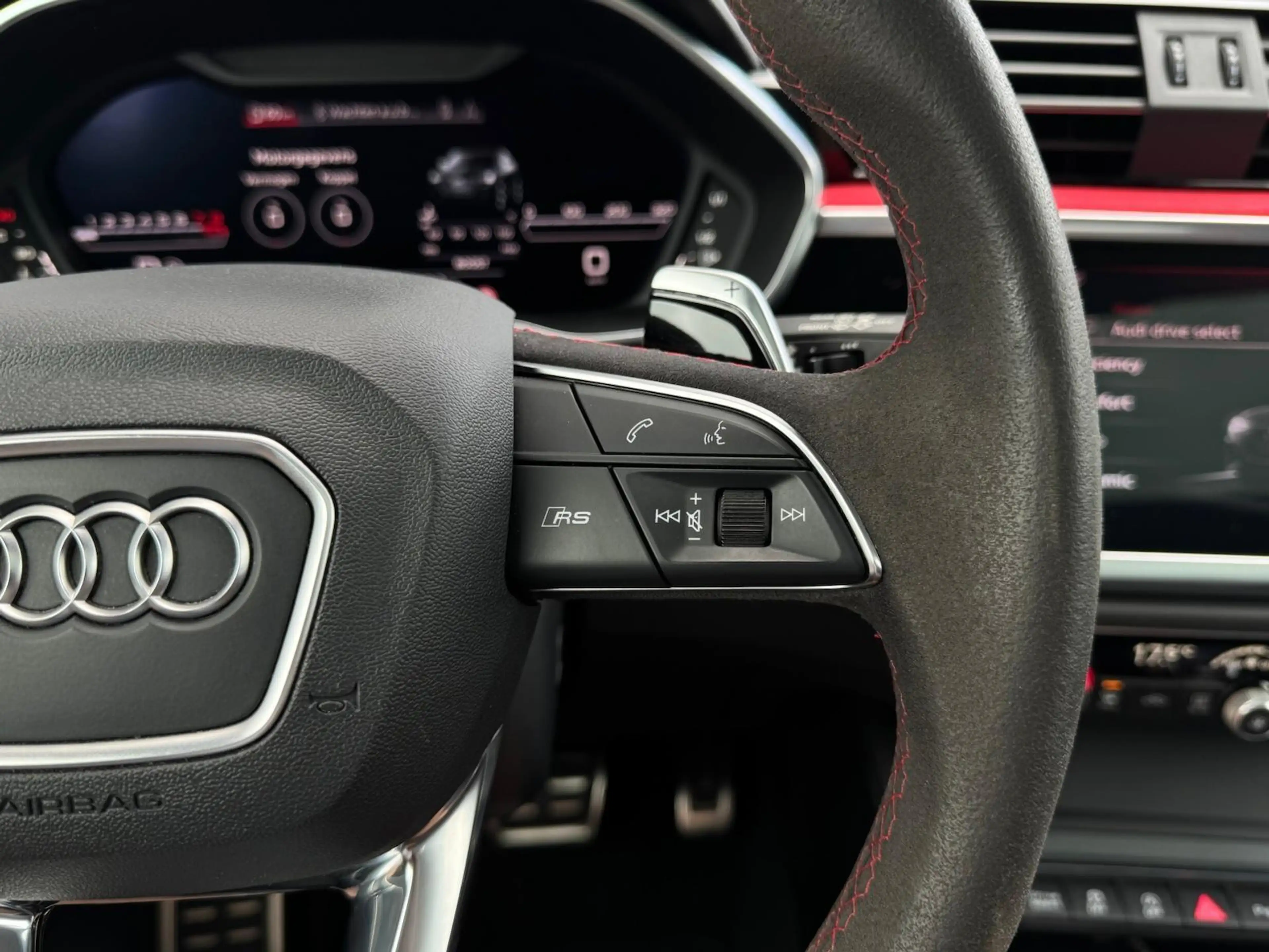 Audi RS Q3 RS Q3 2.5 TFSI | RS Geruit Leder | Panorama | Viru — photo 15