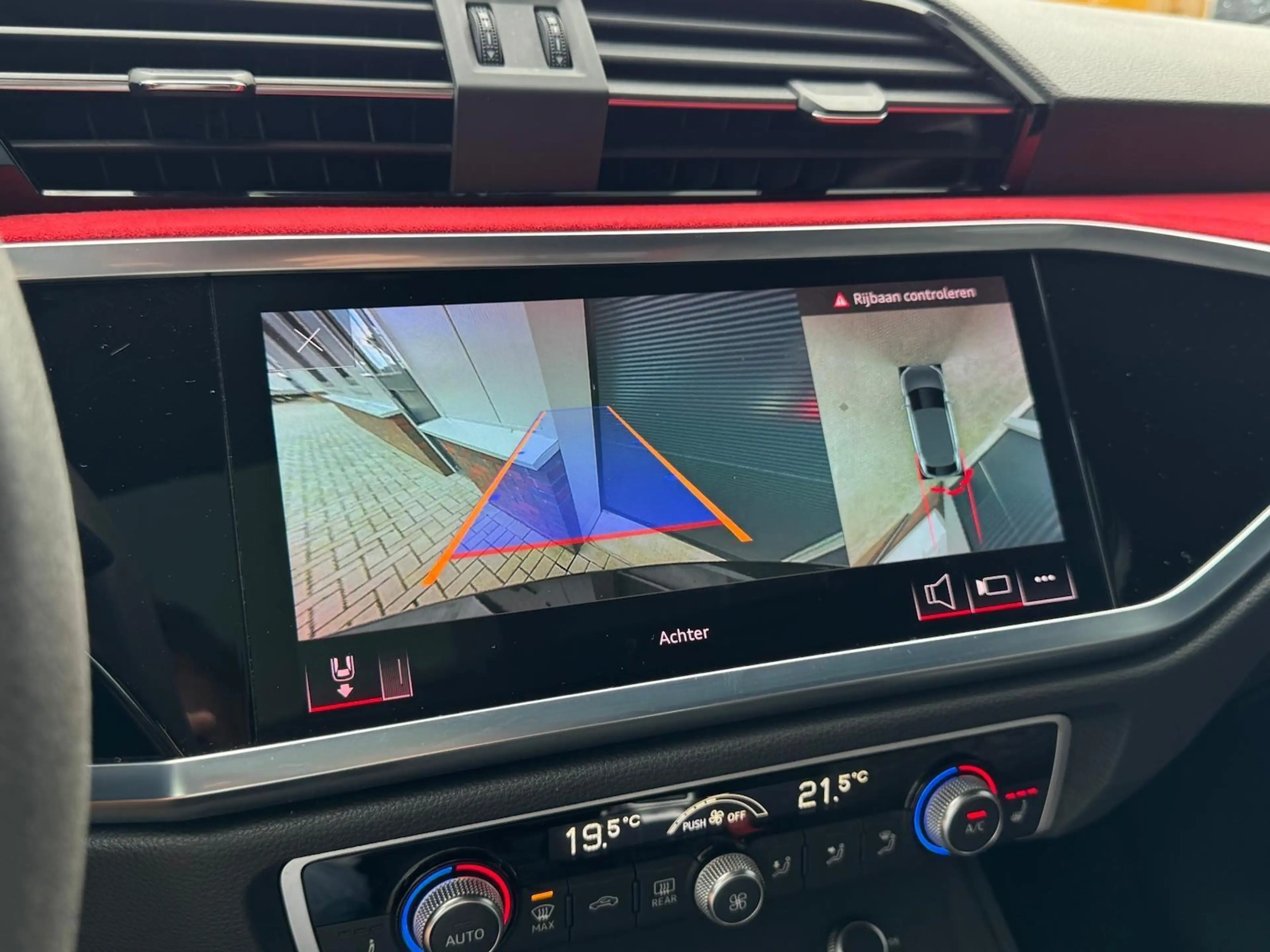 Audi RS Q3 RS Q3 2.5 TFSI | RS Geruit Leder | Panorama | Viru — photo 17
