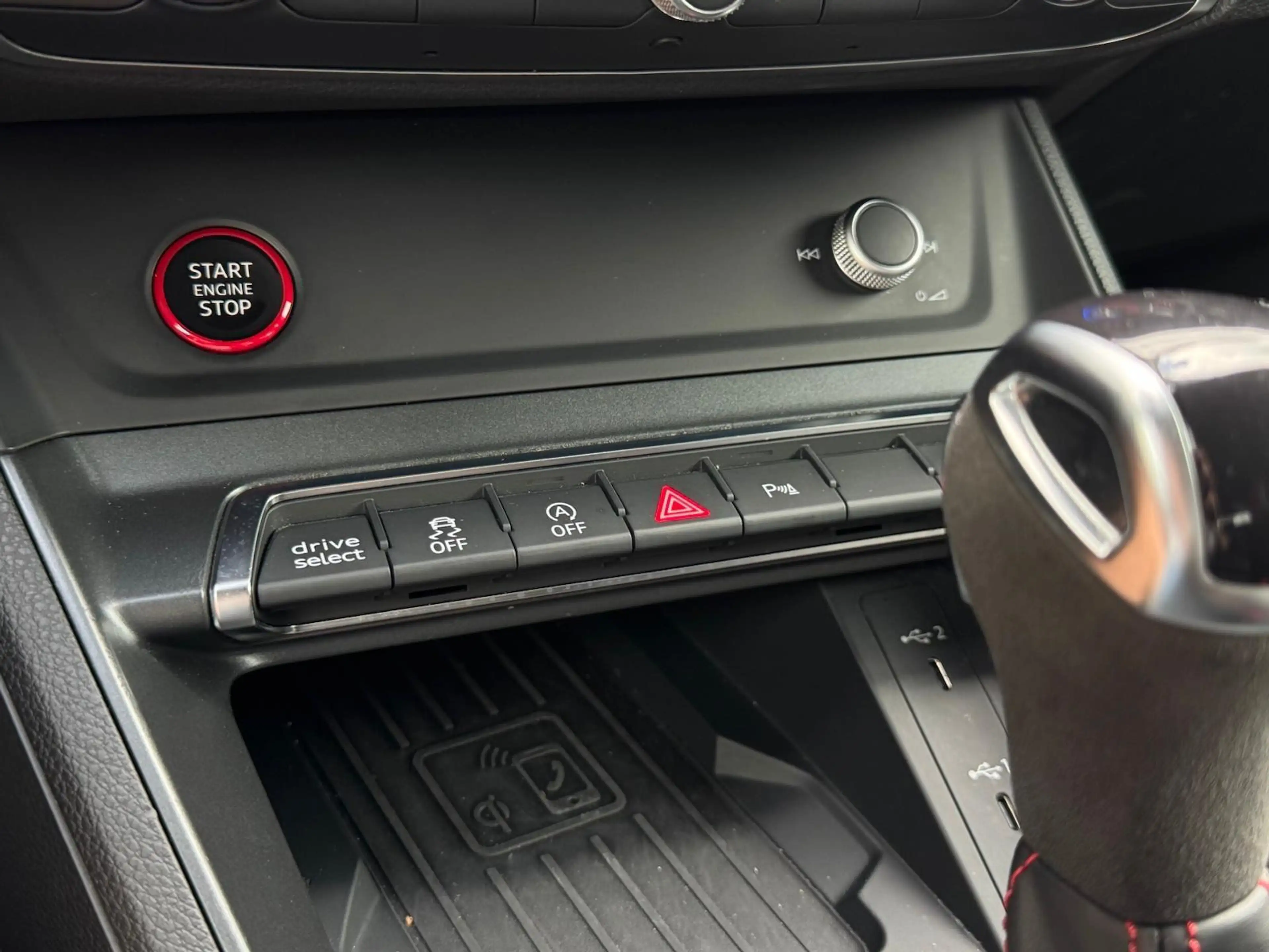 Audi RS Q3 RS Q3 2.5 TFSI | RS Geruit Leder | Panorama | Viru — photo 26